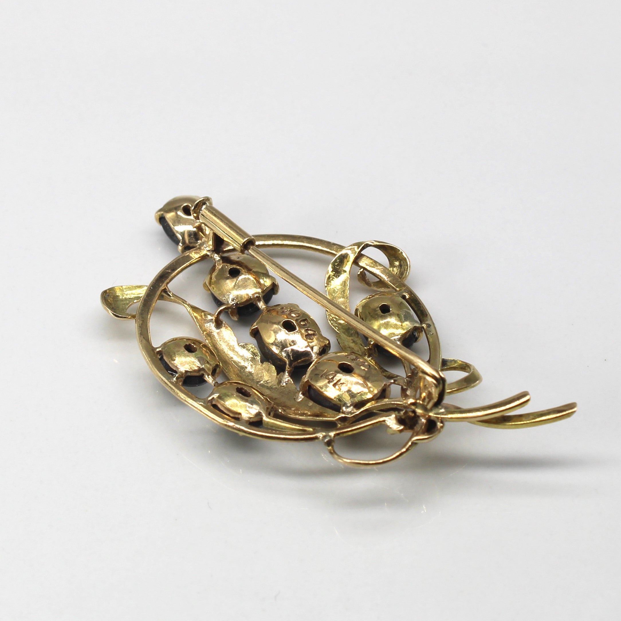 Black Star Sapphire Brooch | 6.00ctw |