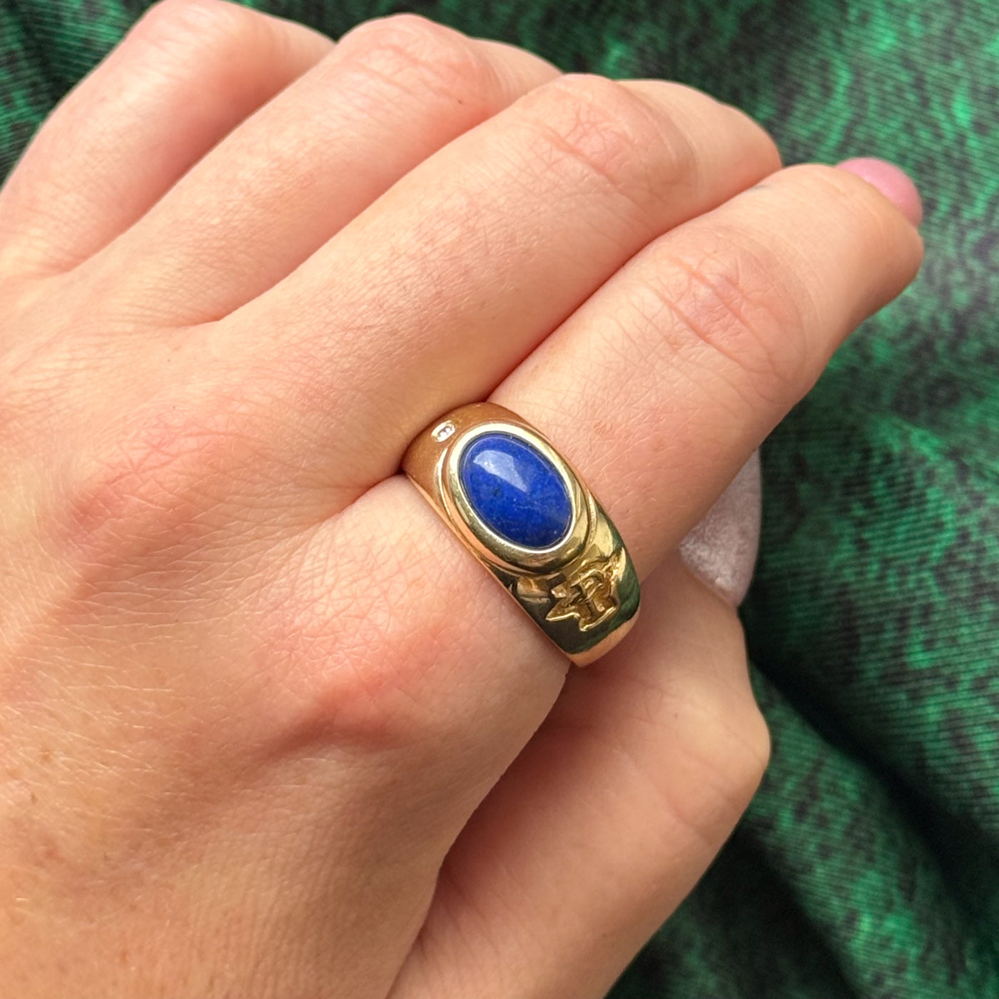Lapis Lazuli & Diamond Ring | 2.00ct, 0.04ct | SZ 10.5 |