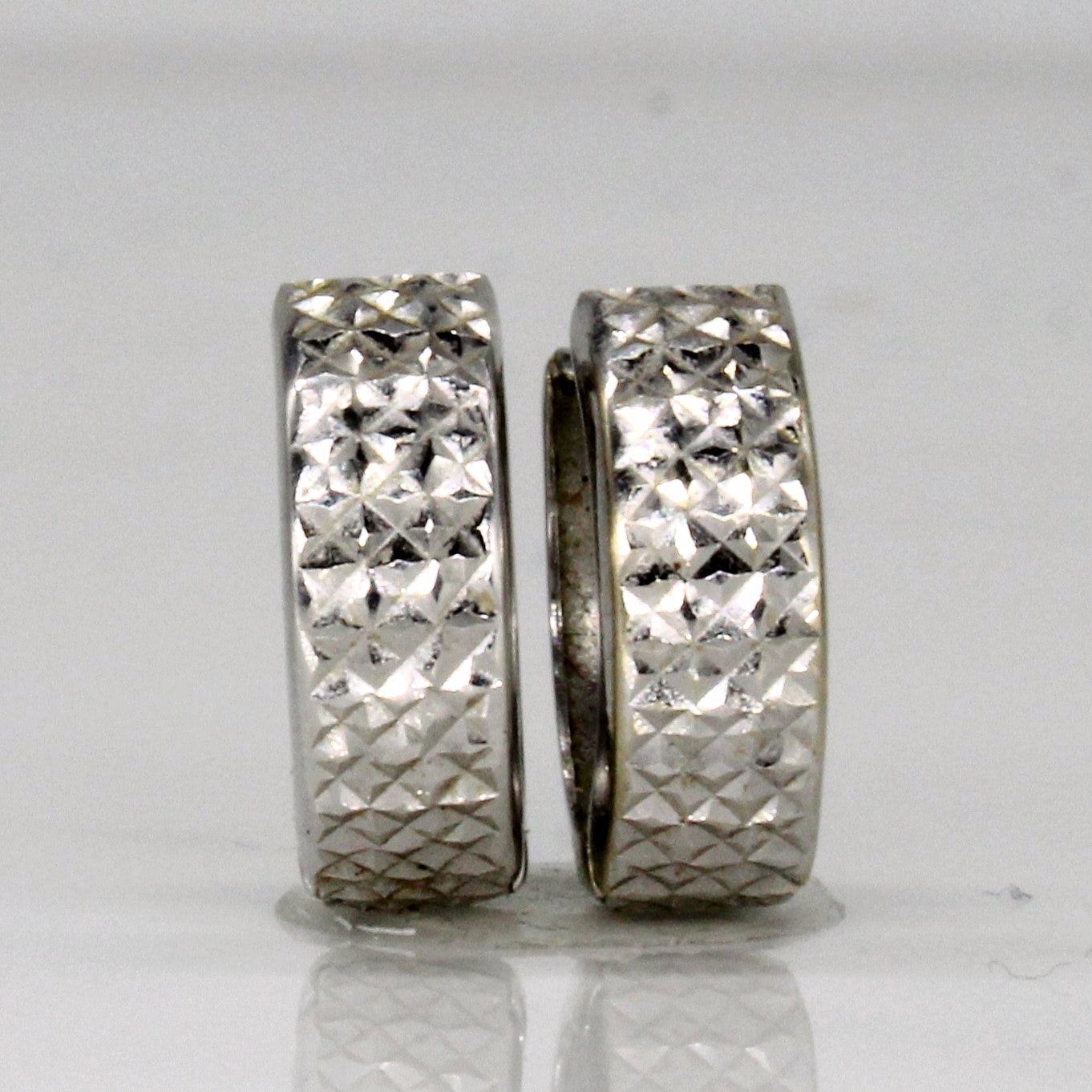 14k White Gold Hoop Earrings