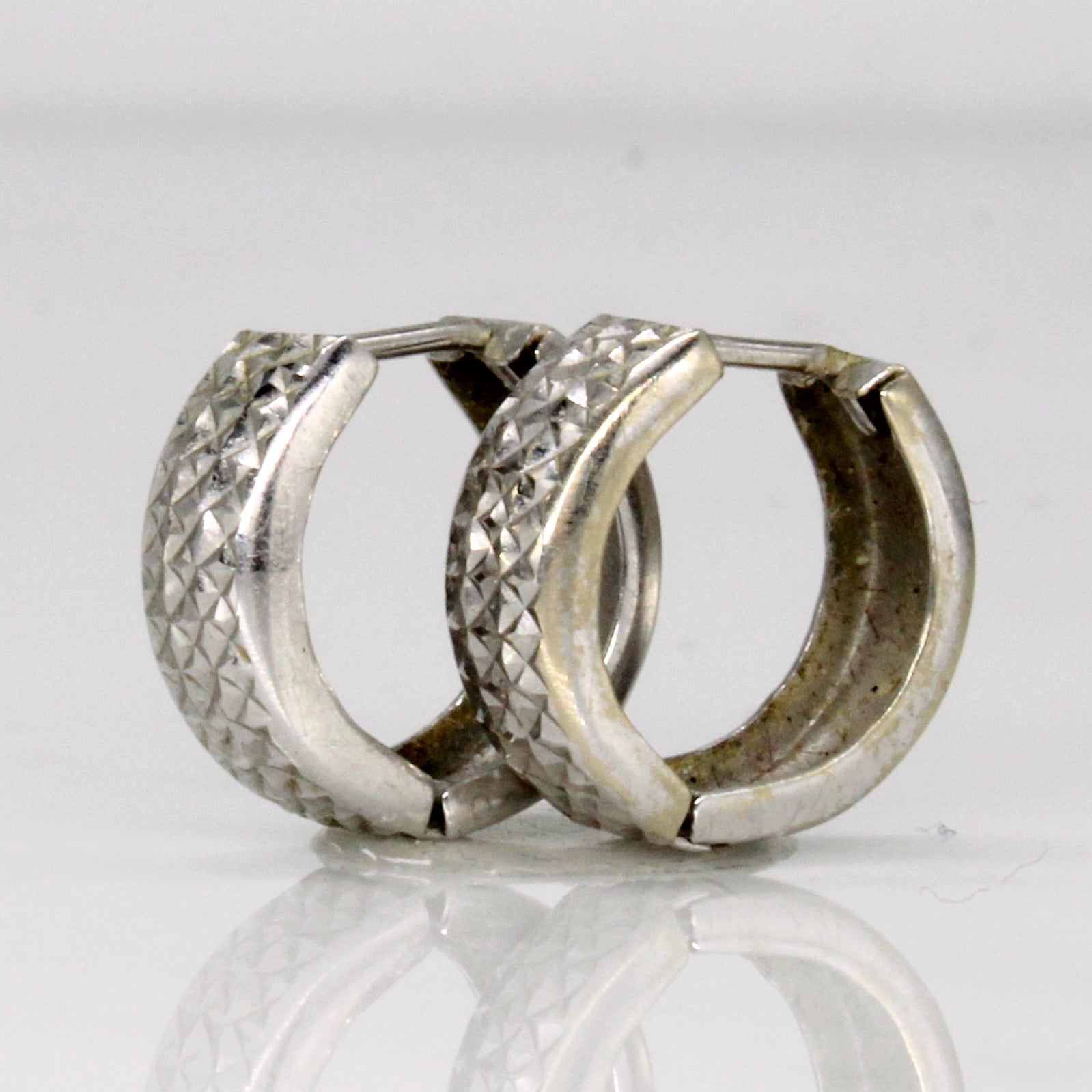 14k White Gold Hoop Earrings