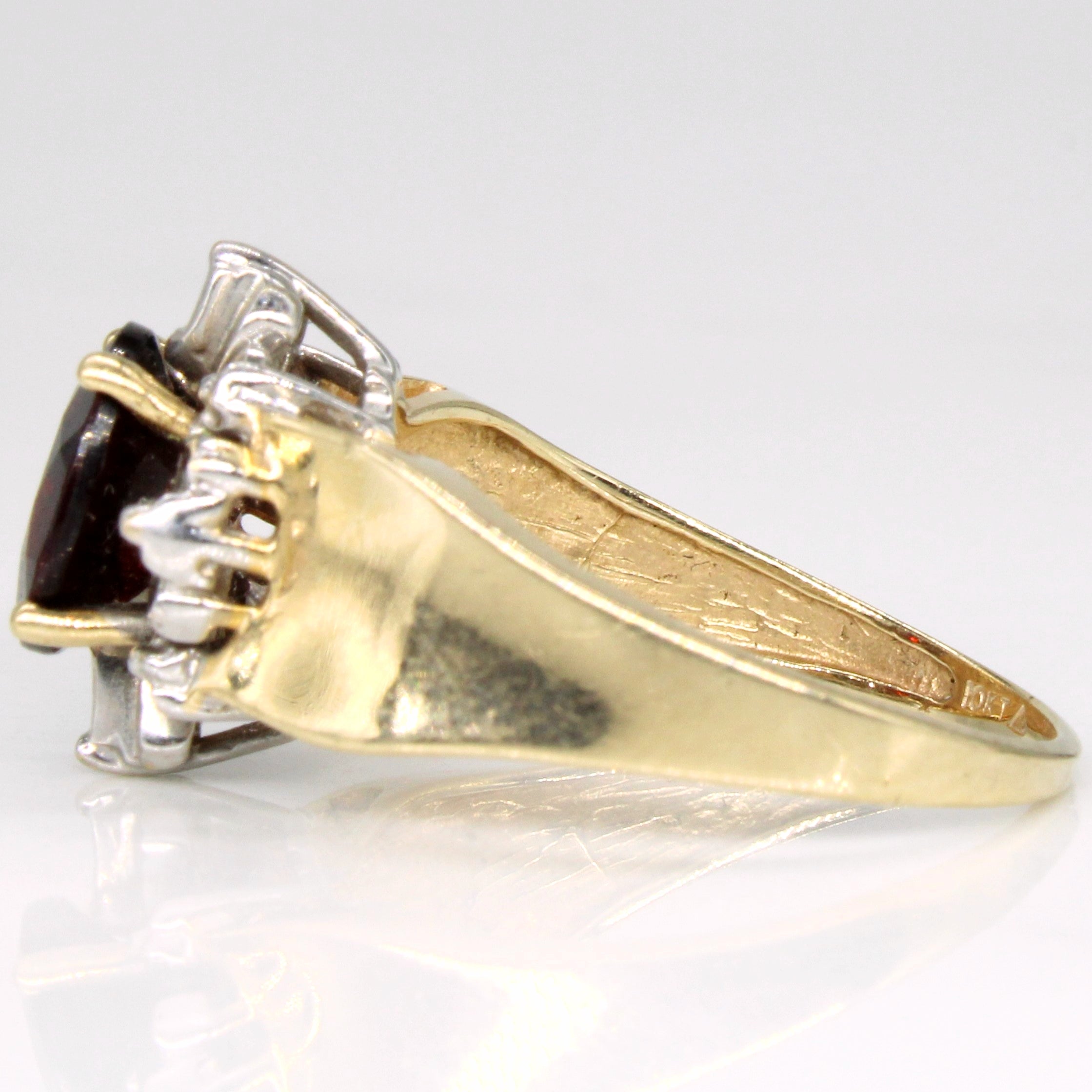 Garnet & Diamond 10k Ring | 1.3ct, 0.05ctw | SZ 6.5 |