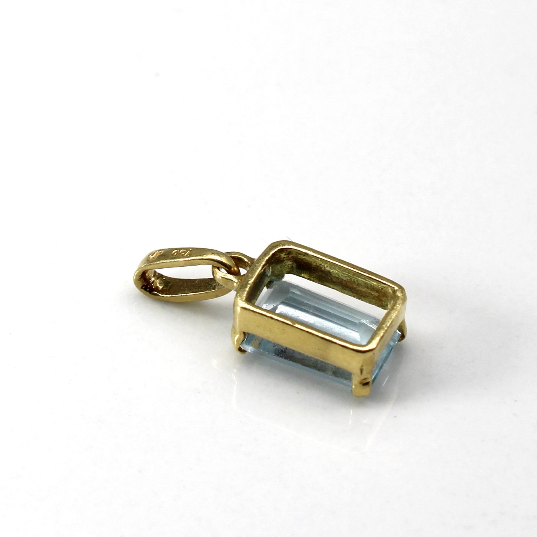 Pendentif en or et aigue-marine | 1,20 ct |