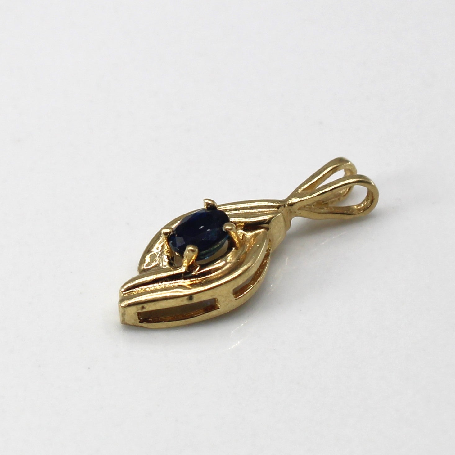 Sapphire Drop Pendant | 0.18ct |