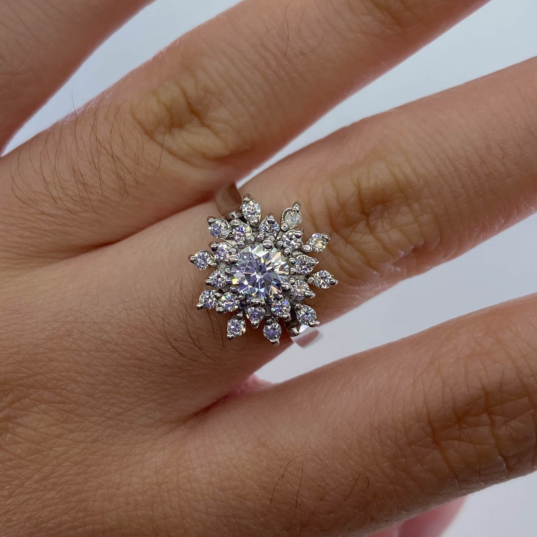 Cluster Set Diamond Burst Cocktail Ring | 0.95ctw | SZ 6.25 |