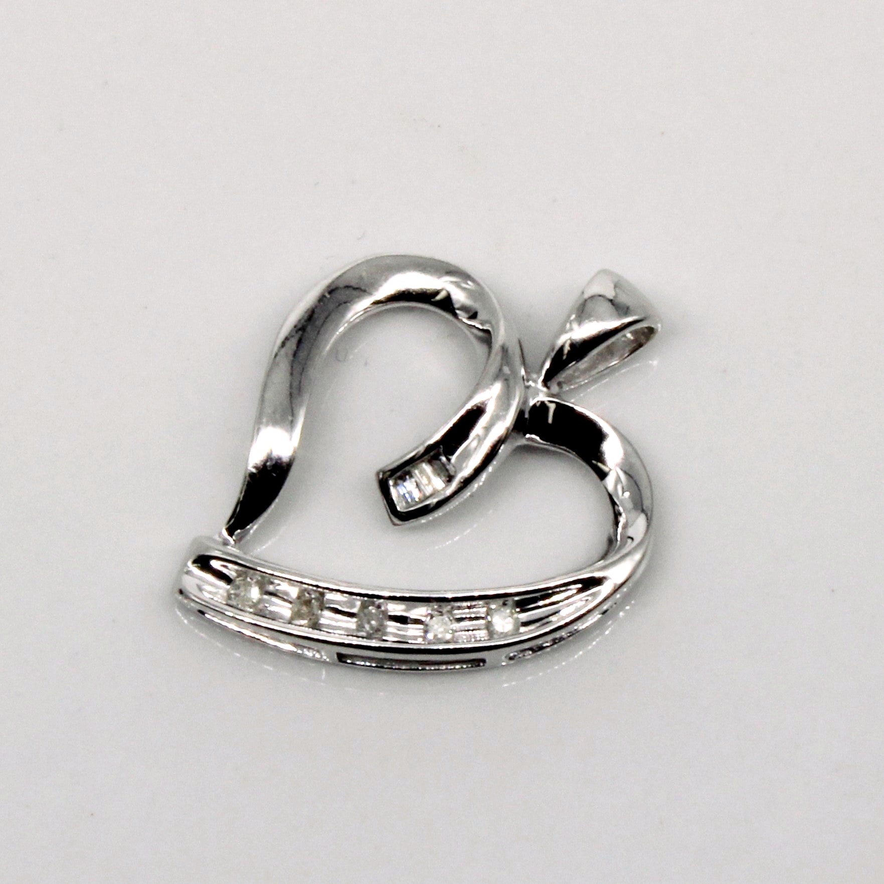 Diamond Heart Pendant | 0.07ctw |
