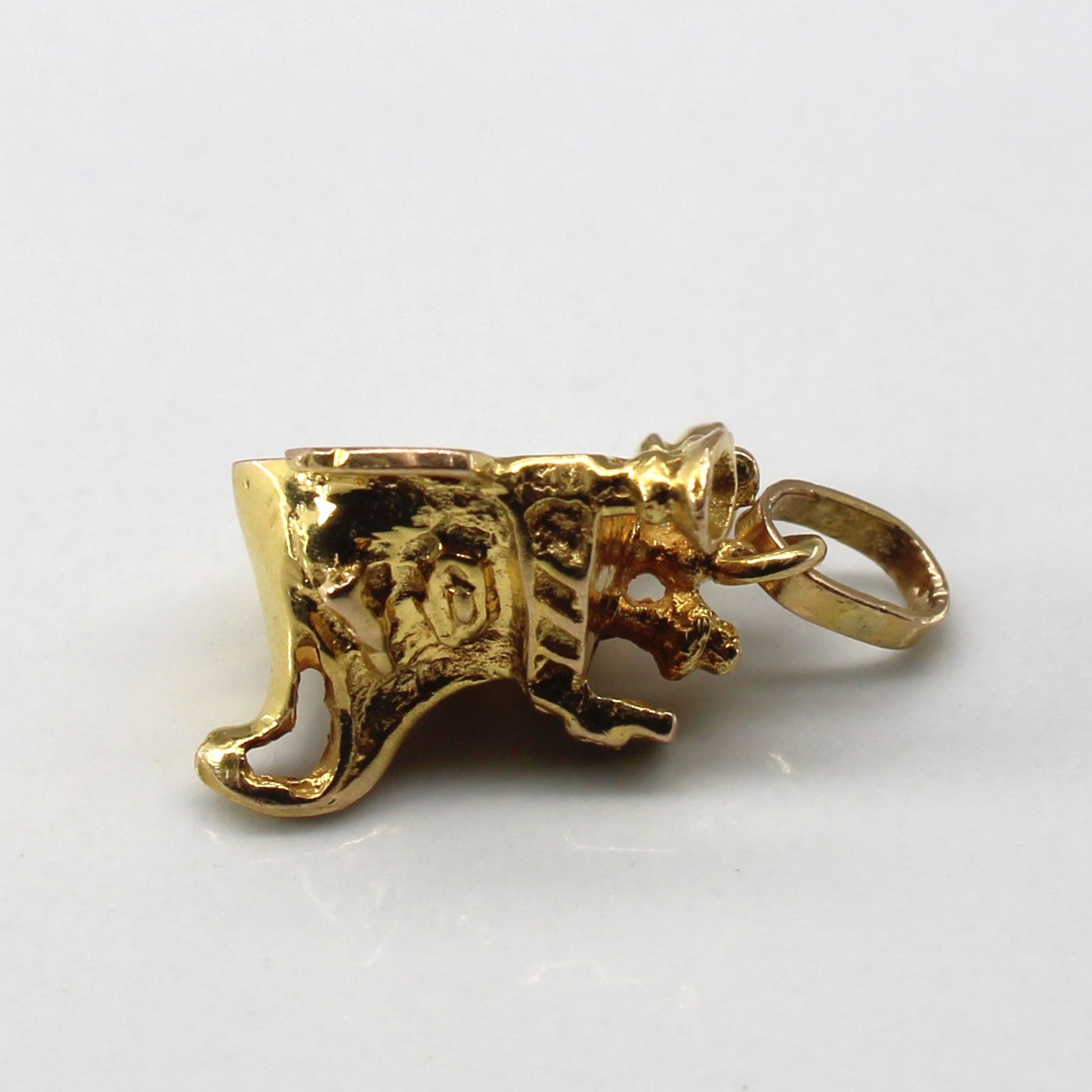 14k Yellow Gold Pendant