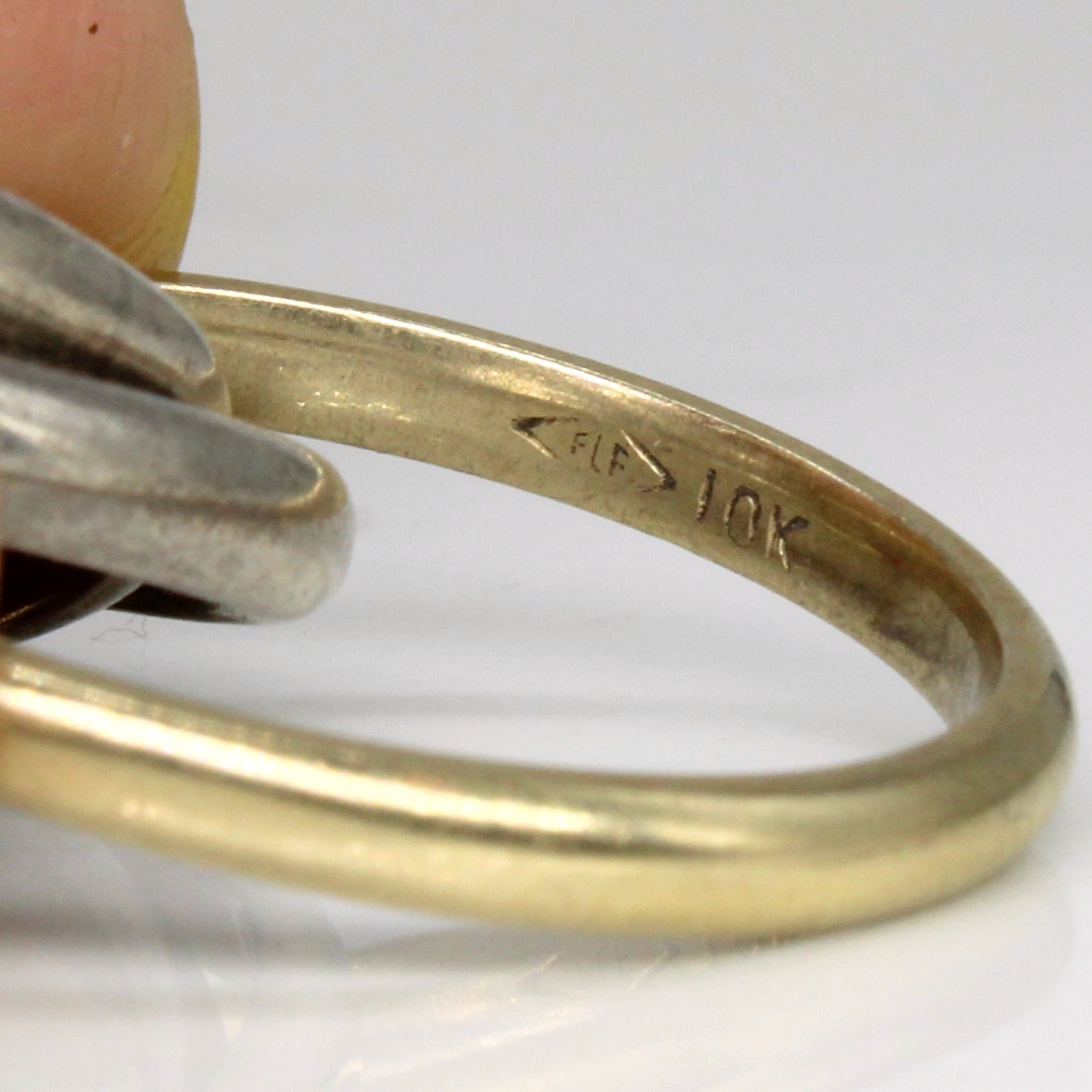Gold & Sterling Silver Interlocked Rings | SZ 6.5 |