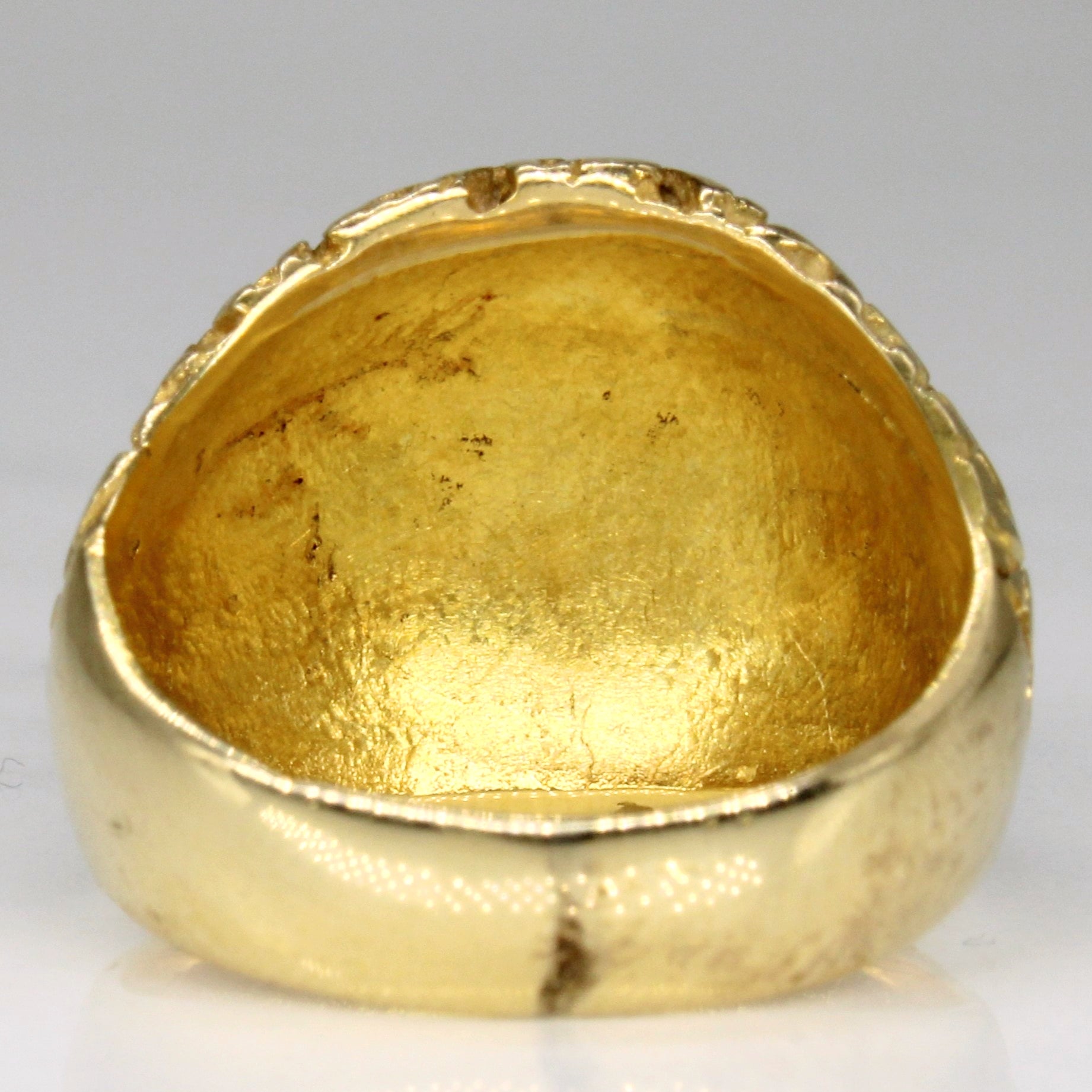 14k Yellow Gold Dome Ring | SZ 5.5 |