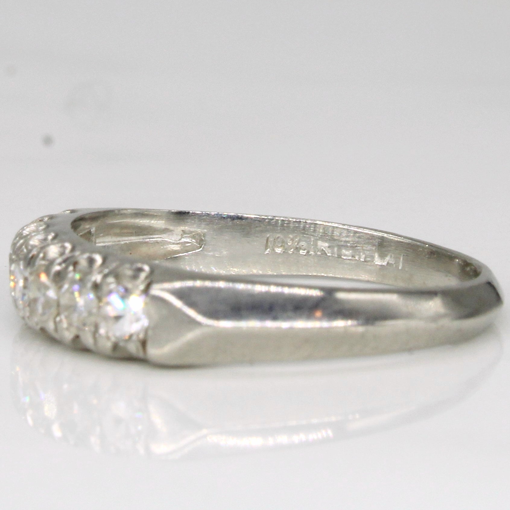 Illusion Set Diamond Ring | 0.35ctw | SZ 5.75 |