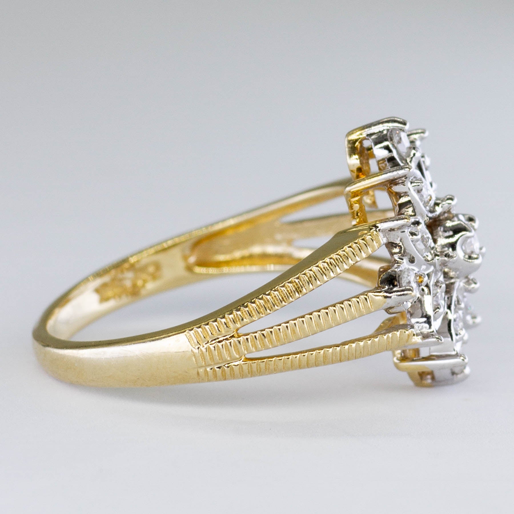 Split Shank Diamond Floral Ring | 0.14ctw | SZ 6.75 |