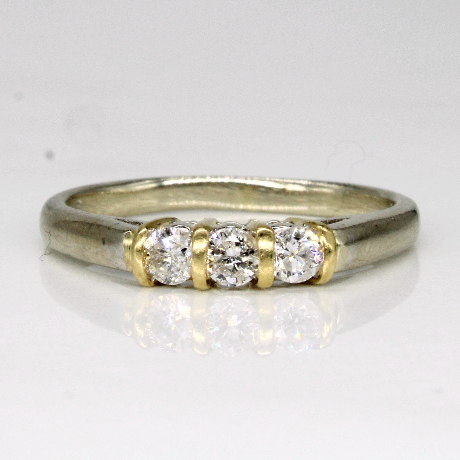 Three Stone Diamond Ring | 0.25ctw | SZ 6.75 |