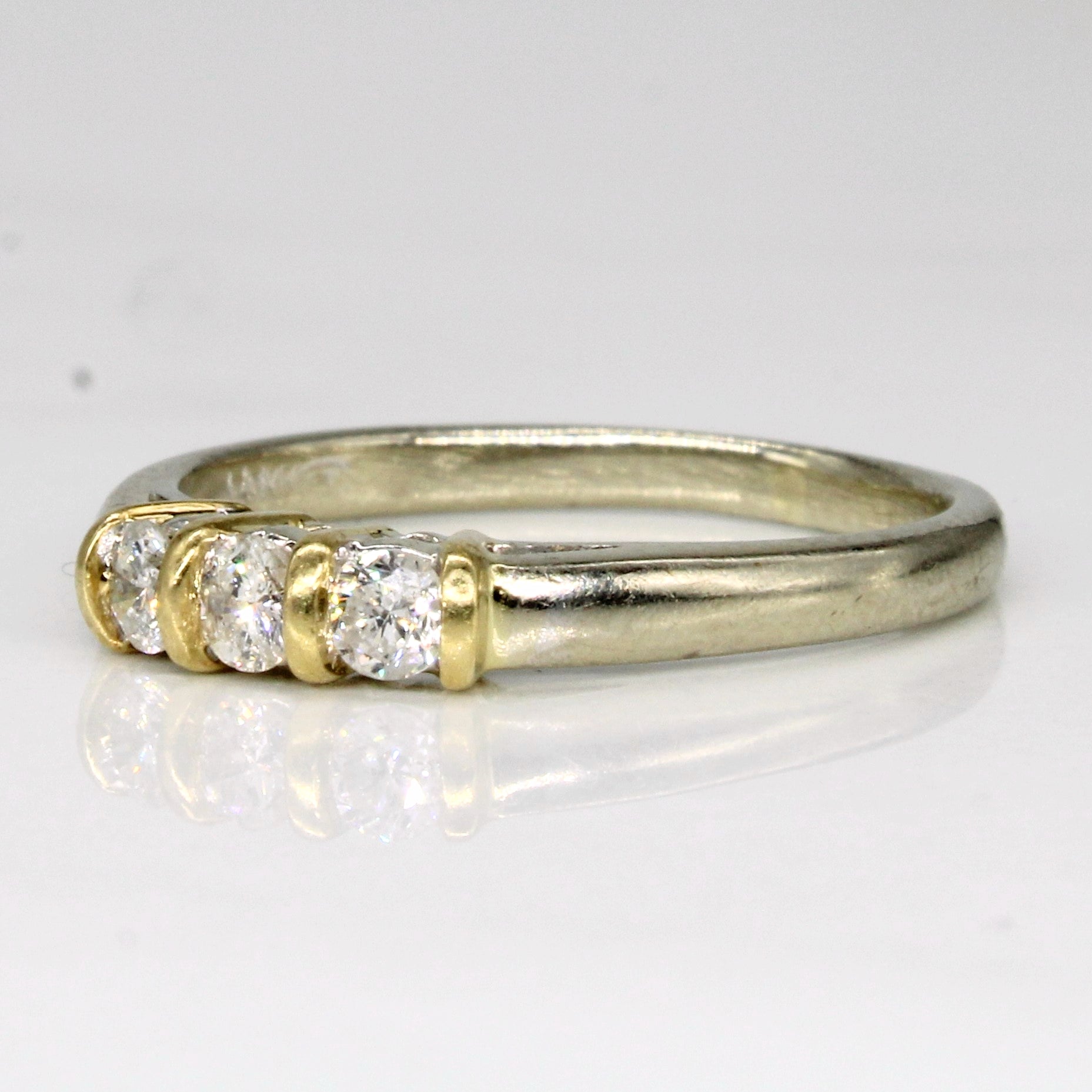 Three Stone Diamond Ring | 0.25ctw | SZ 6.75 |