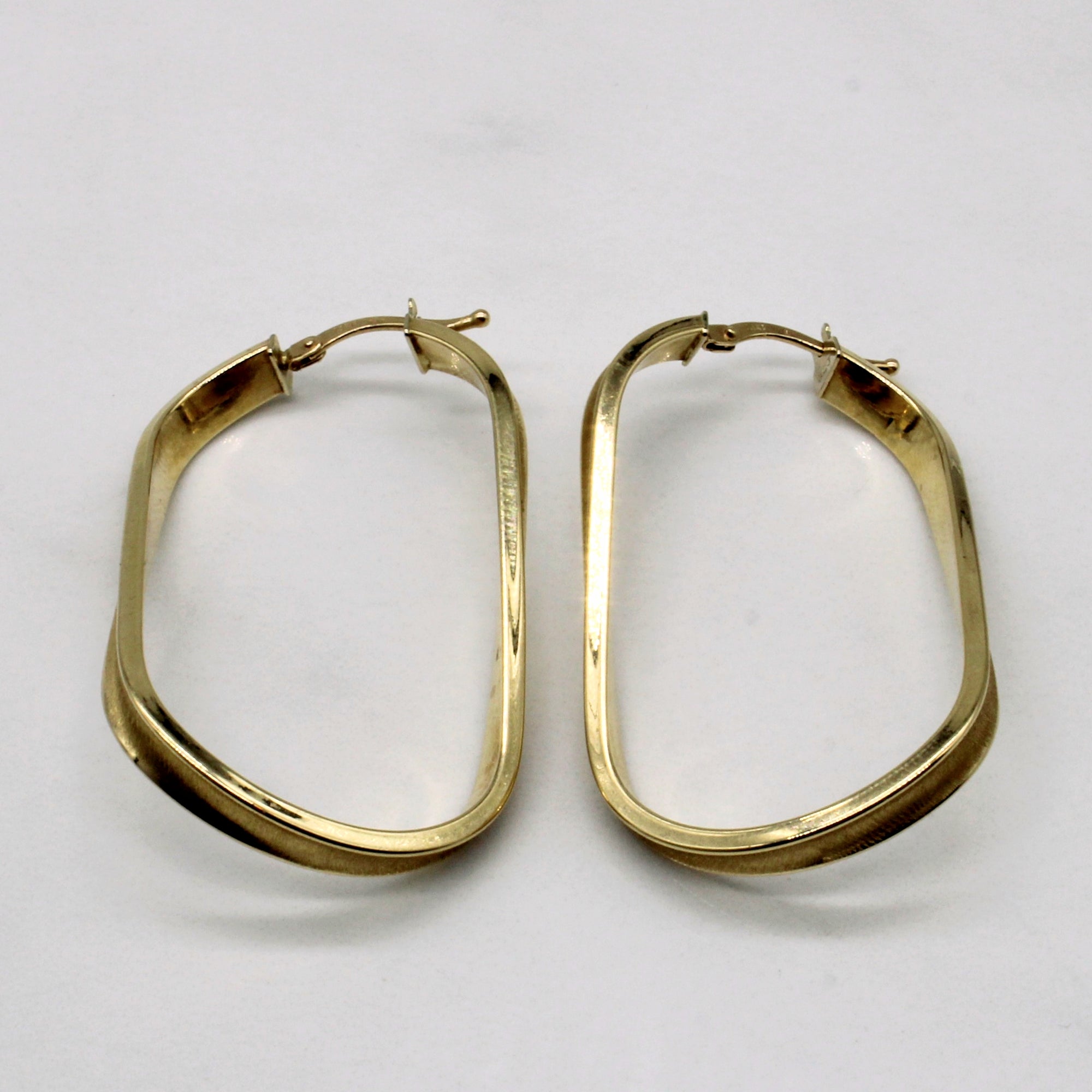 14k Yellow Gold Soft Square Hoop Earrings