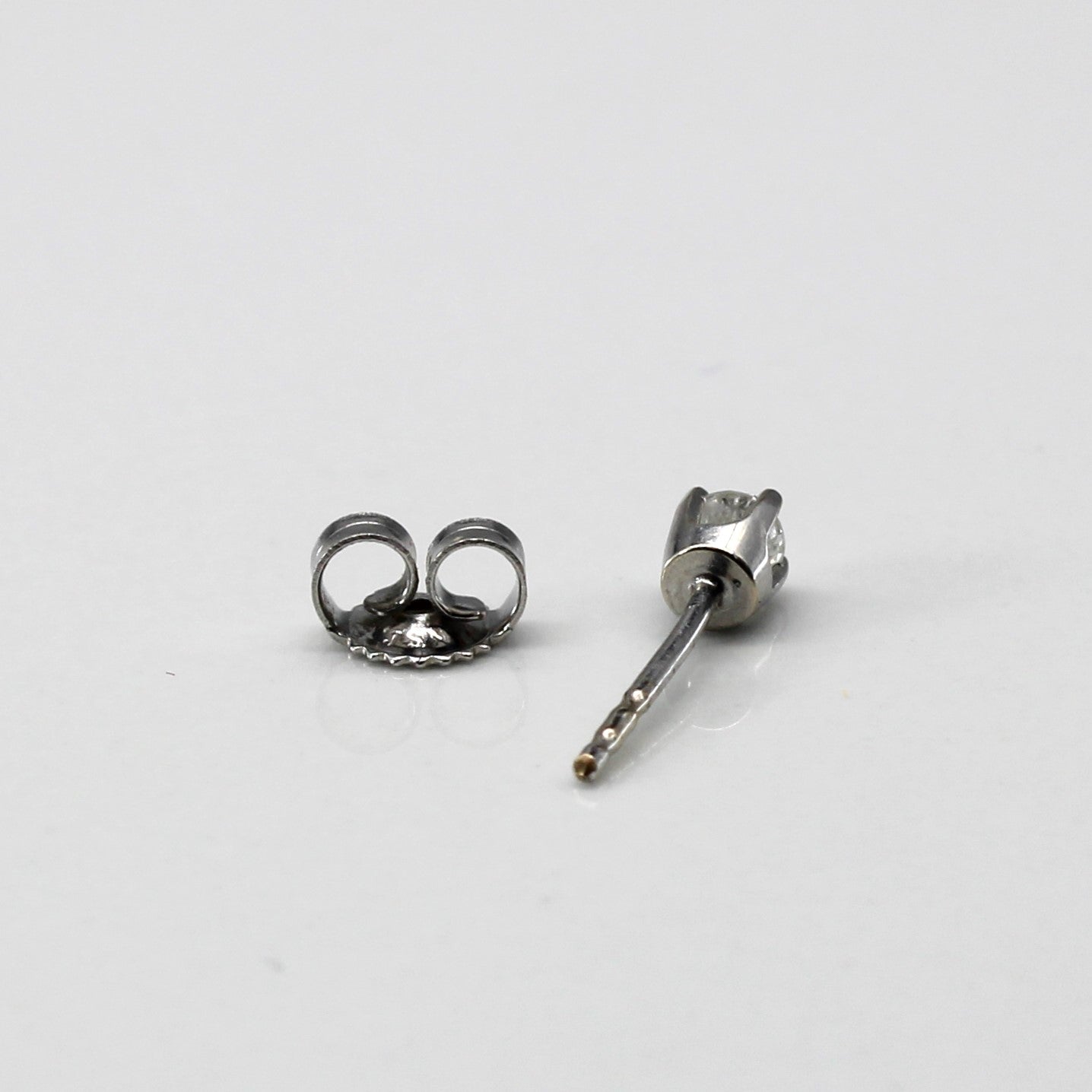 Boucles d'oreilles puces en diamant | 0,18 ct |
