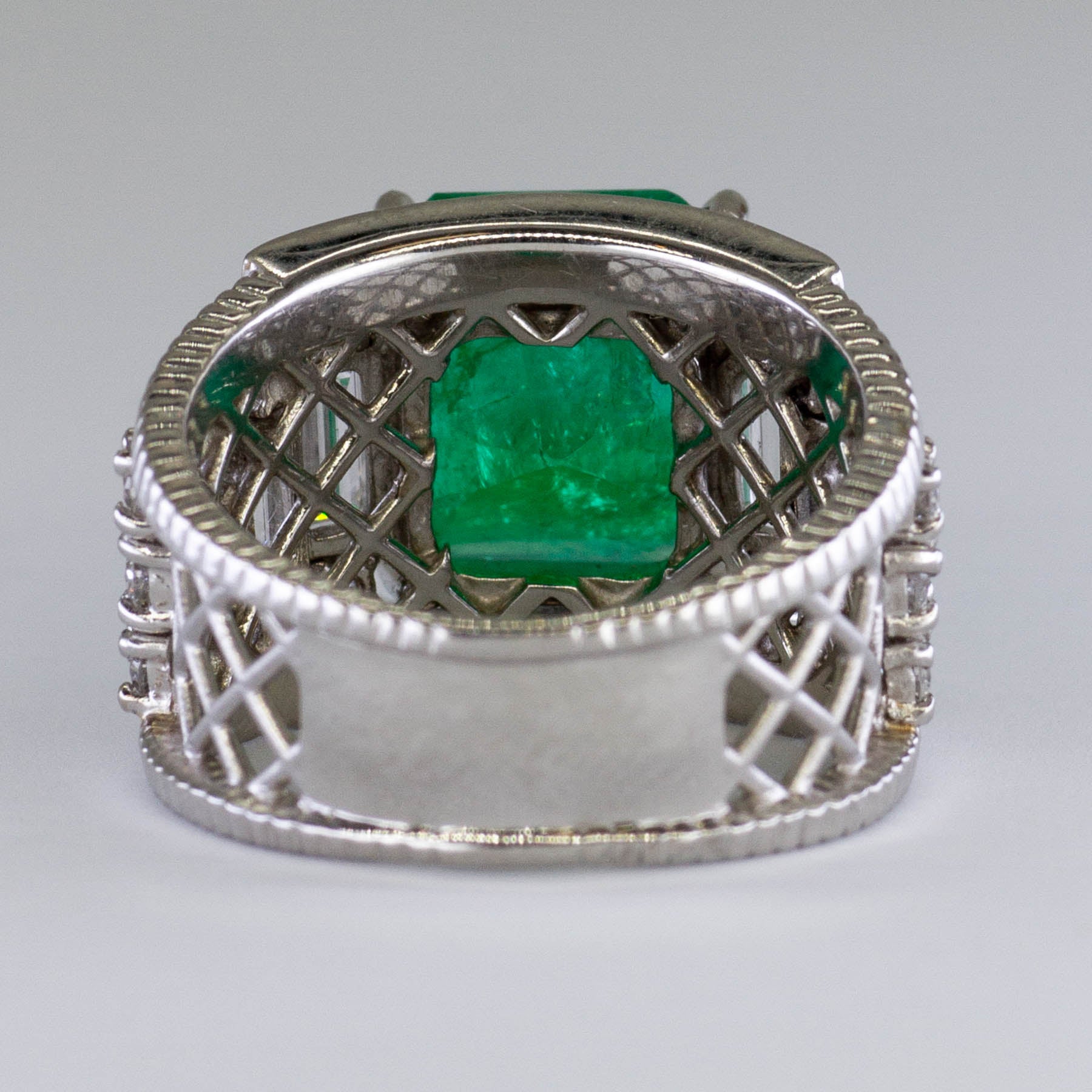 Emerald & Baguette Diamond Ring | 4.64ct, 1.96ctw | SZ 5.75 |