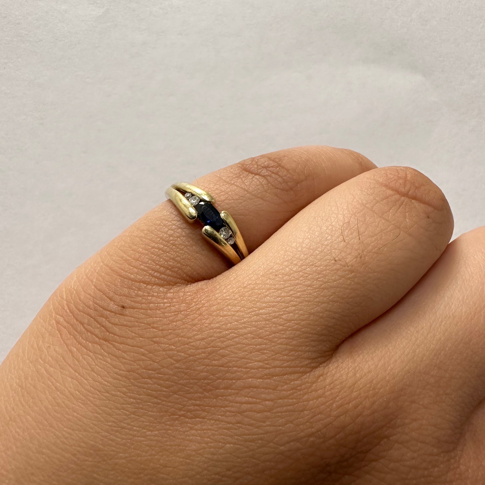 Sapphire & Diamond Ring | 0.25ct, 0.07ctw | SZ 6.5 |