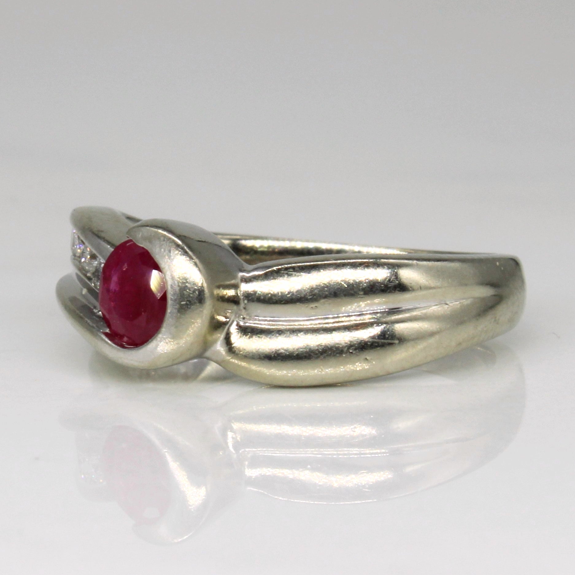 Ruby & Diamond Ring | 0.38ct, 0.08ctw | SZ 5 |
