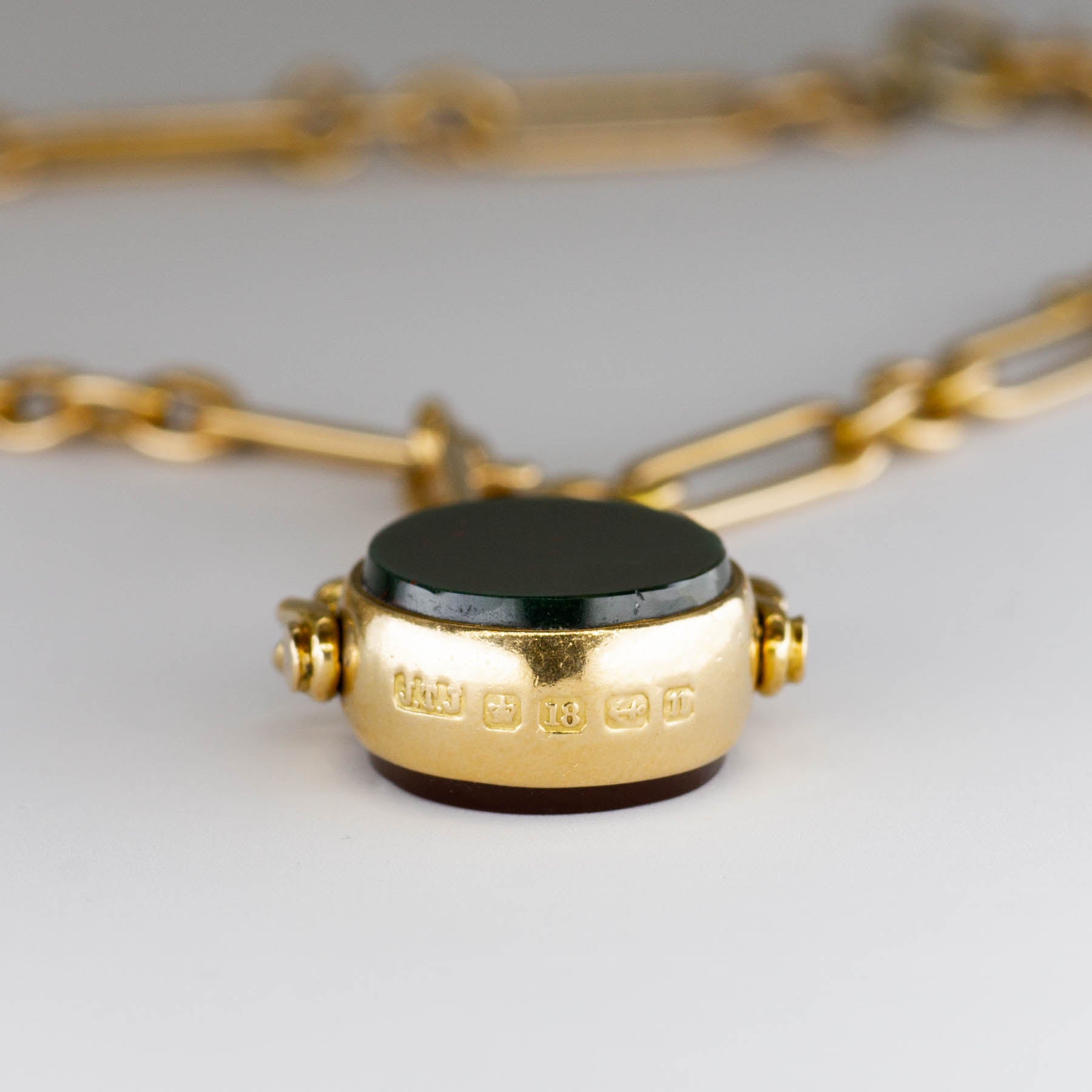 Birmingham 1887 Agate & Bloodstone Reversible Necklace Victorian Era| 10.00ctw | 14" |