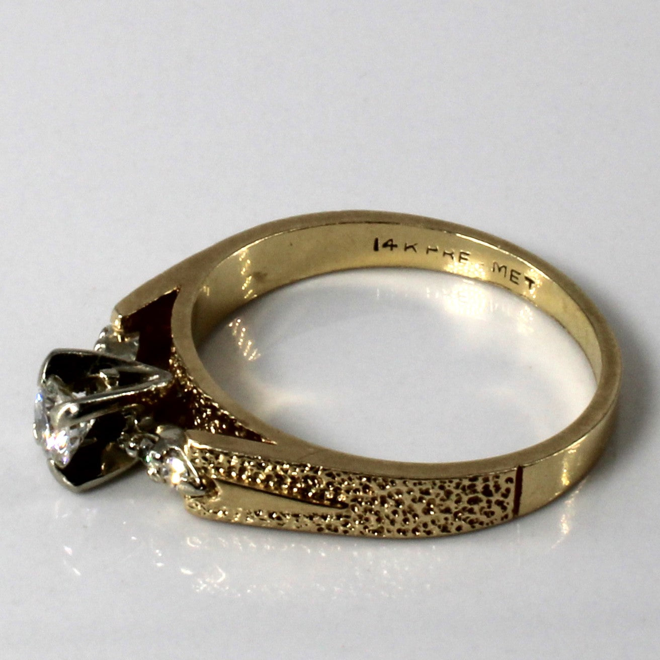 Five Stone Diamond Ring | 0.28ctw | SZ 8.25 |