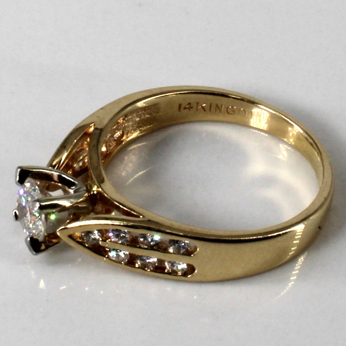 Solitaire Set with Diamond Accents Engagement Ring | 0.60ctw | SZ 4.5 |
