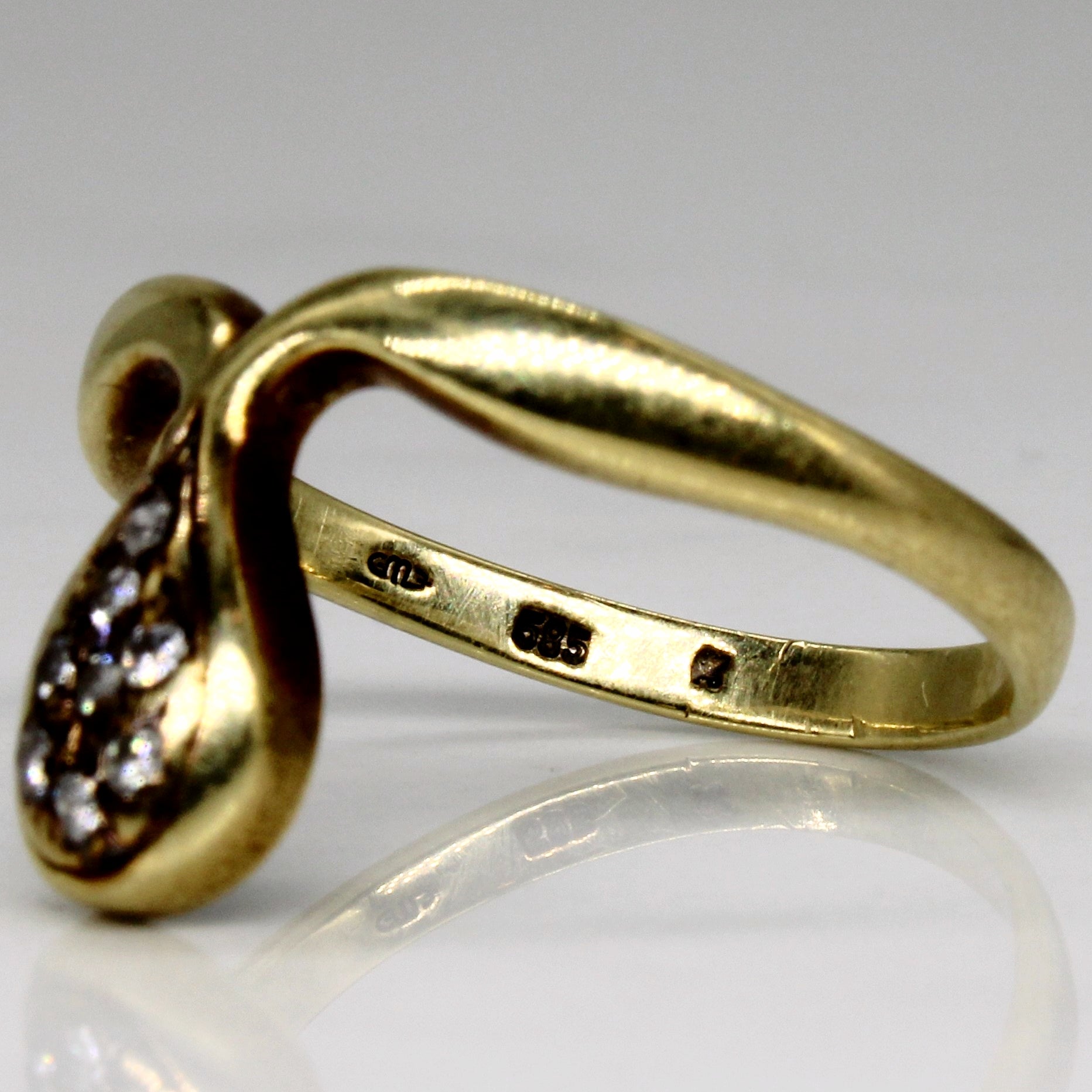 Diamond Tear Drop Ring | 0.08ctw | SZ 6.25 |
