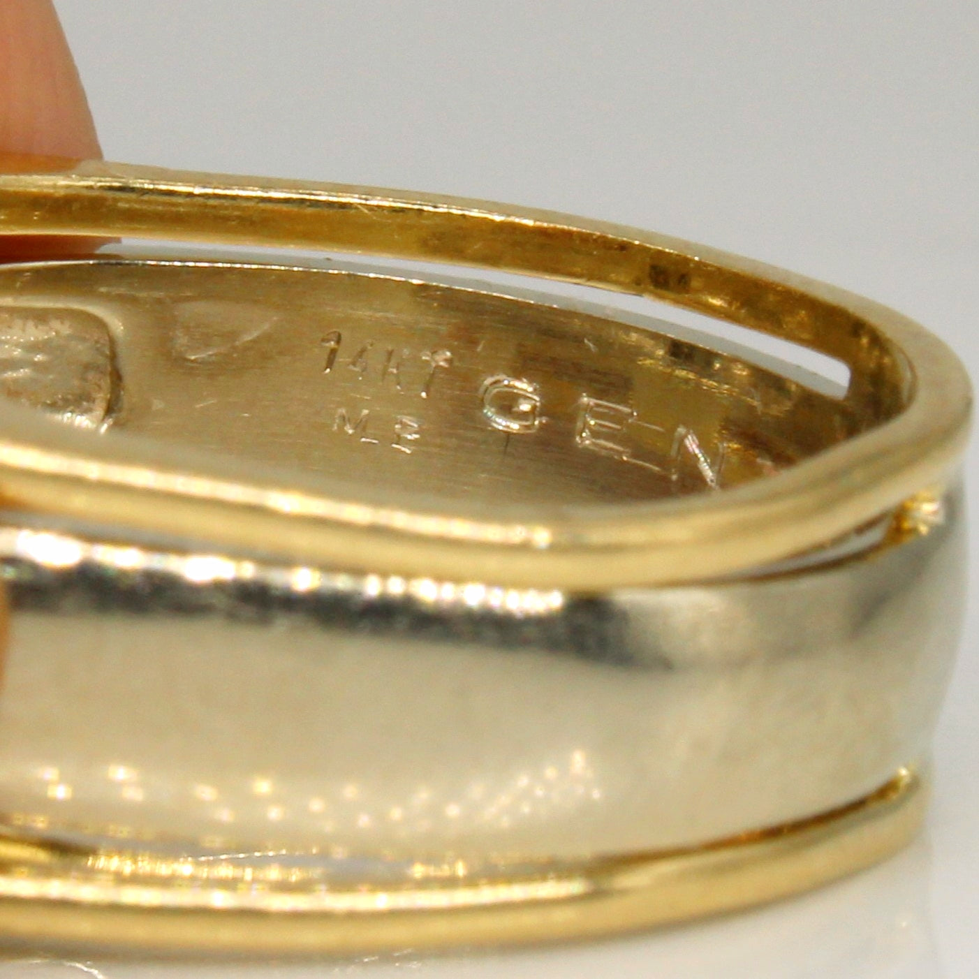 Illusion Set Diamond Ring | 0.05ctw | SZ 8.5 |