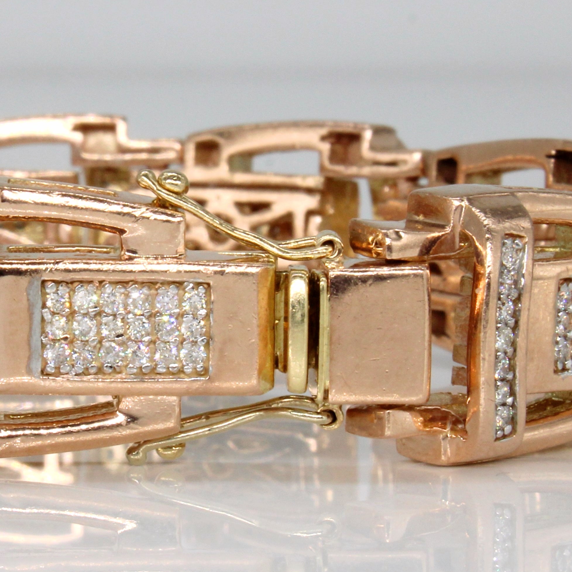 Diamond Buckle Bracelet | 2.75ctw | 8.5" |