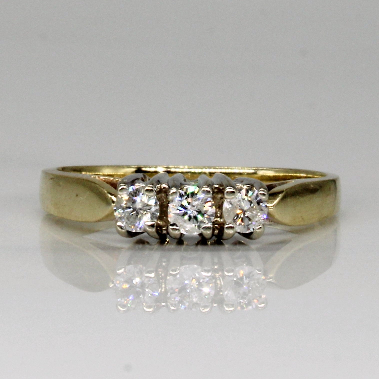 High Set Diamond Three Stone Ring | 0.25ctw | SZ 7.25 |