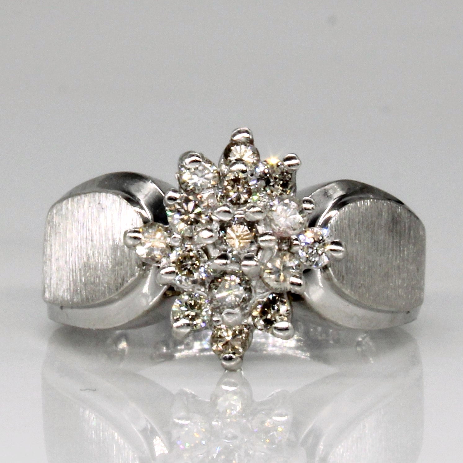 Cluster Diamond Engagement Ring | 0.50ctw | SZ 6 |
