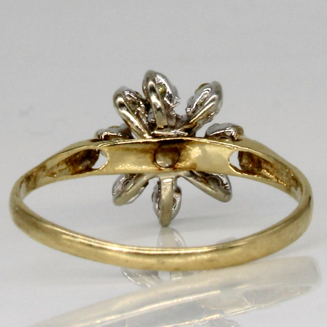 Diamond Cocktail Ring | 0.20ctw | SZ 6.25 |