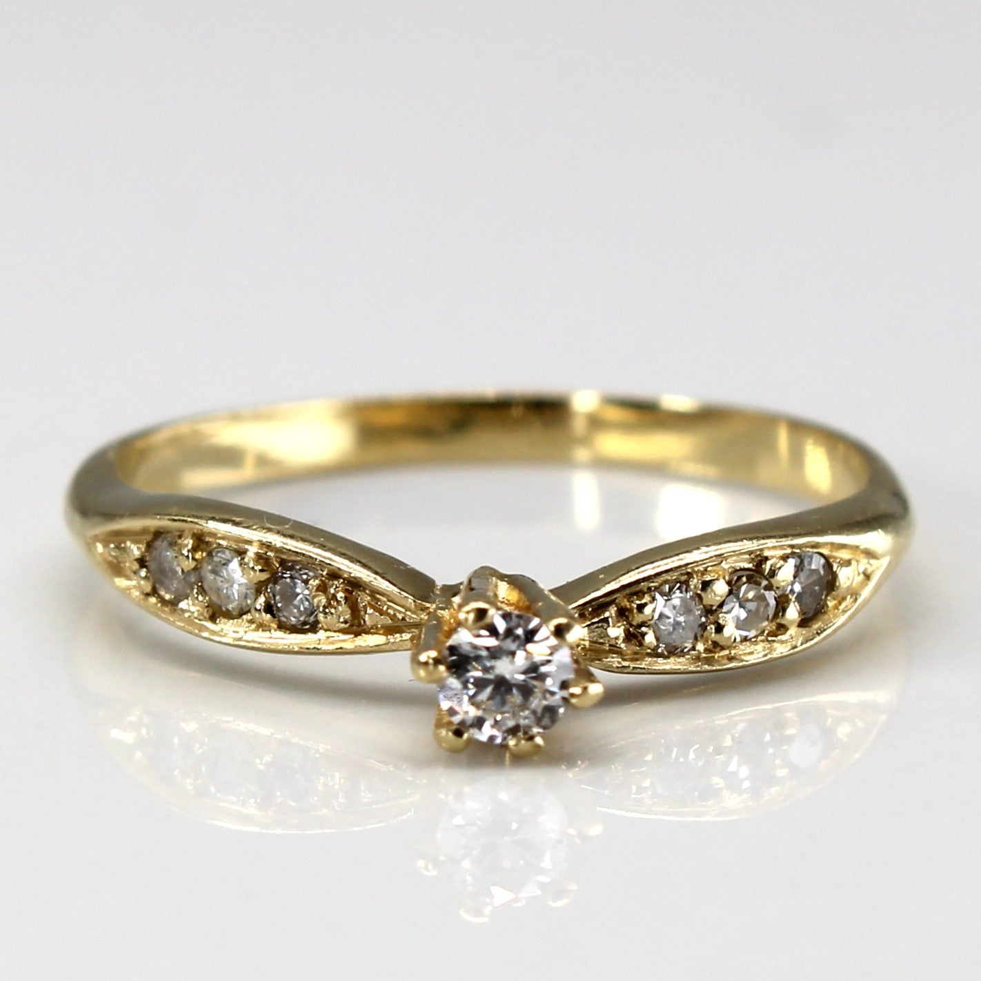Solitaire with Accents Diamond Ring | 0.14ctw | SZ 6.5 |