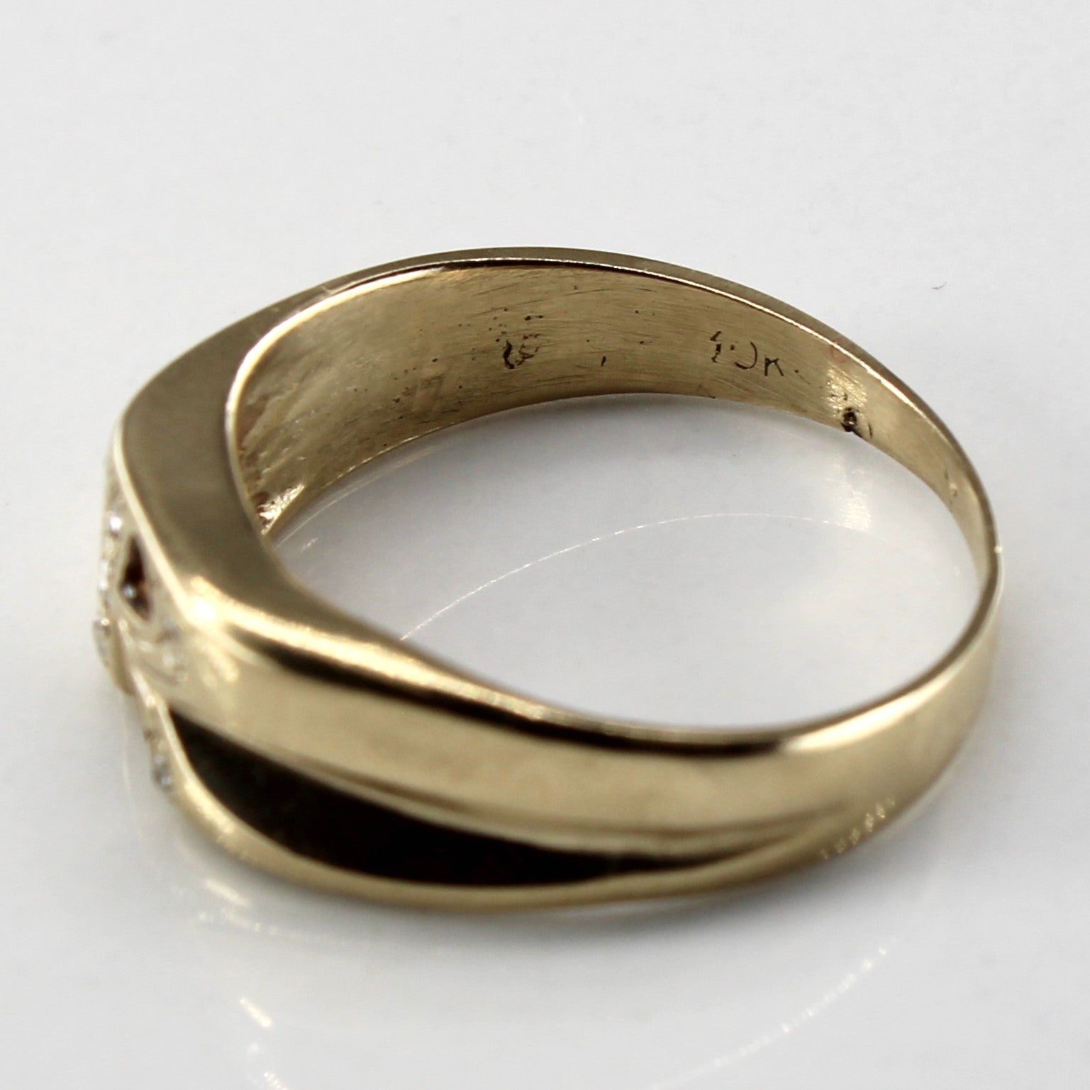 Diamond R Letter Gold Ring |0.05ctw | SZ 6.5 |