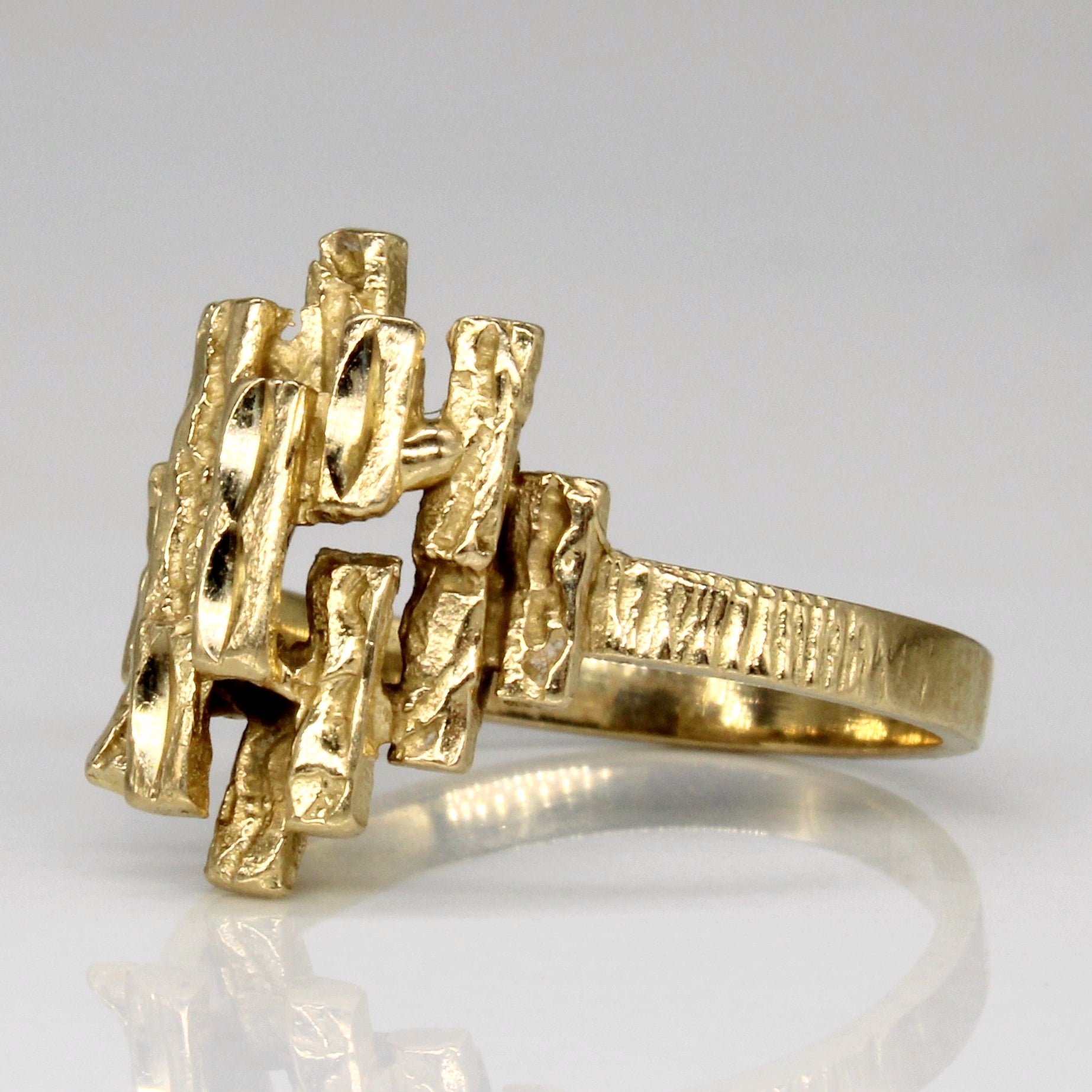 10k Yellow Gold Ring | SZ 6.5 |