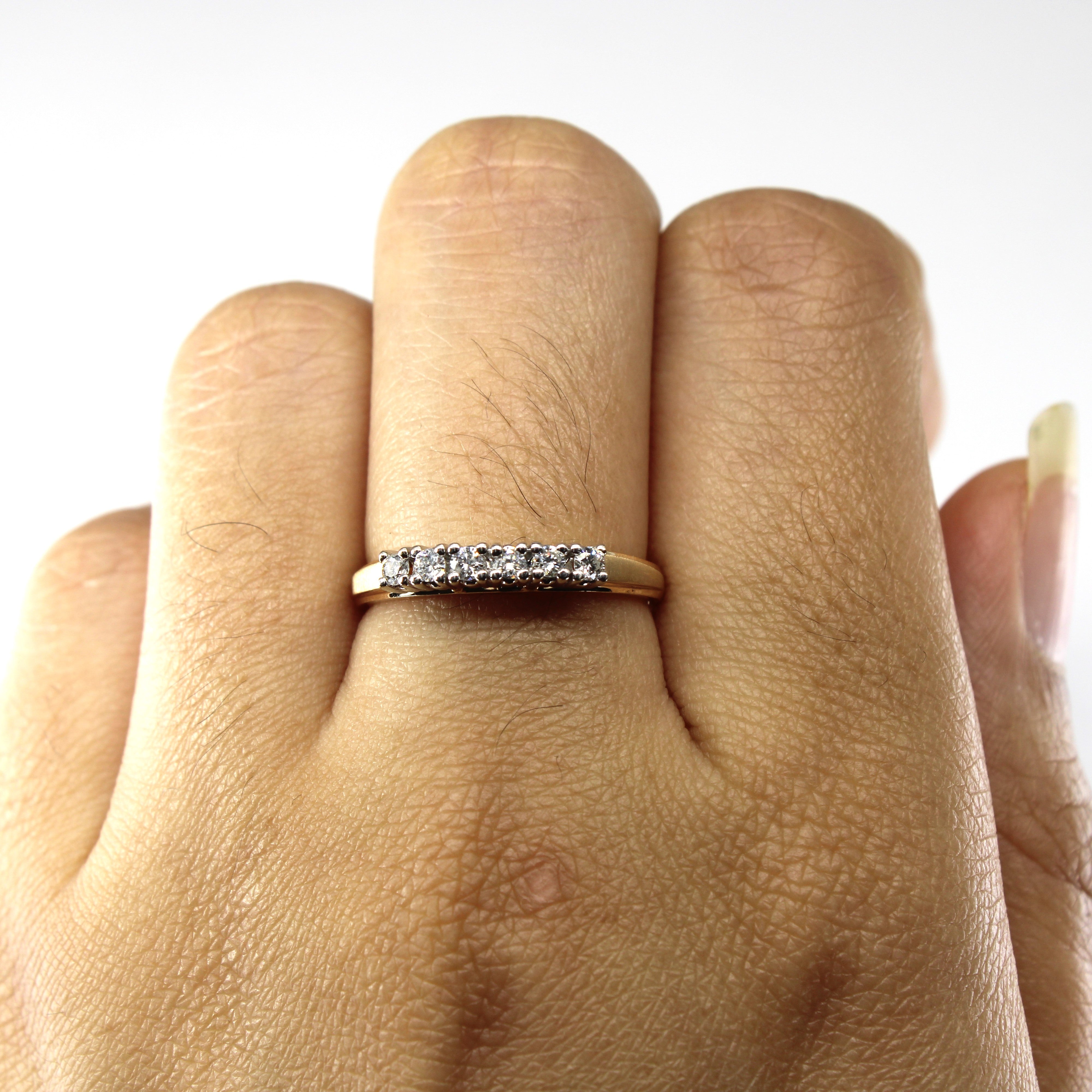 Six Stone Diamond Ring | 0.21ctw | SZ 7 |