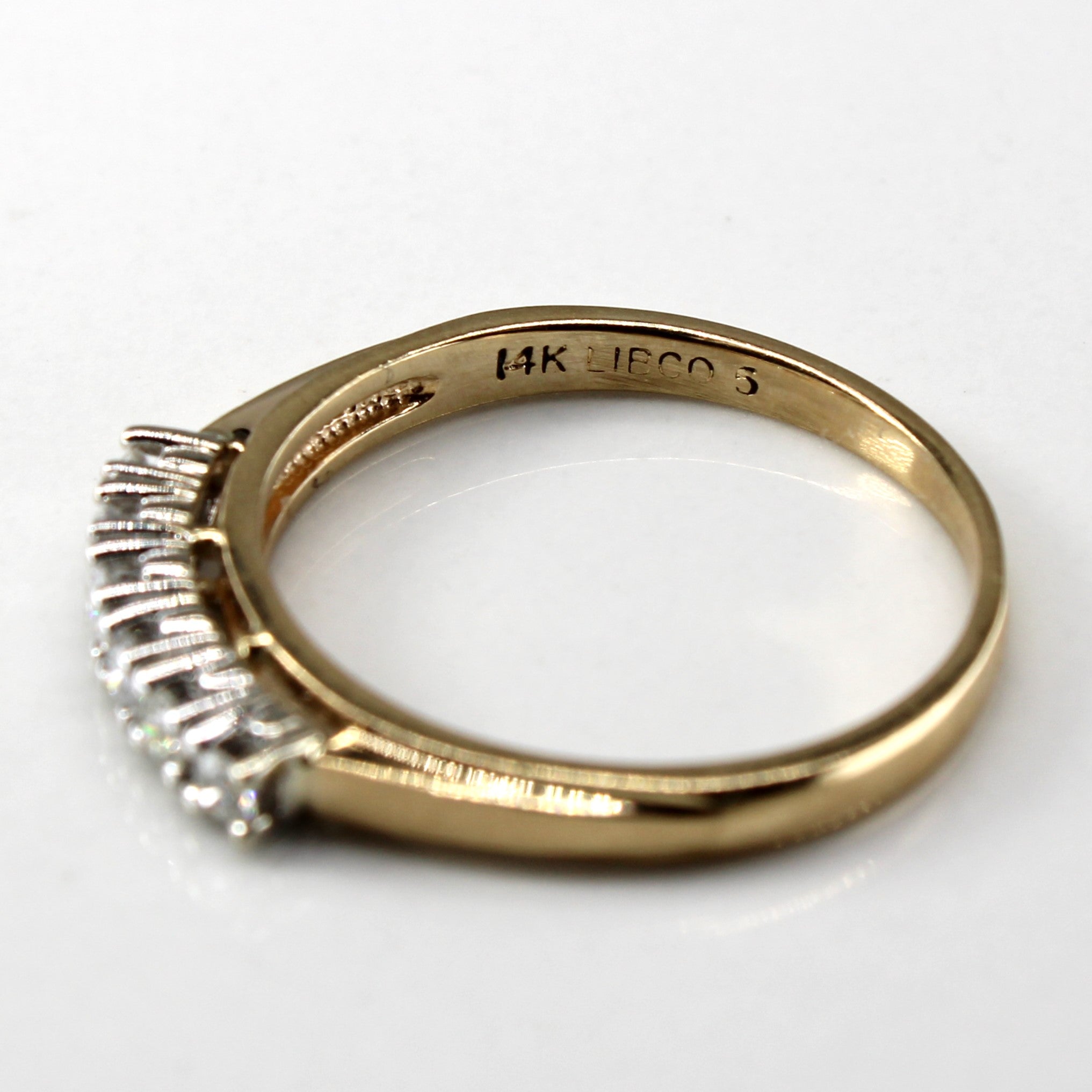 Six Stone Diamond Ring | 0.21ctw | SZ 7 |