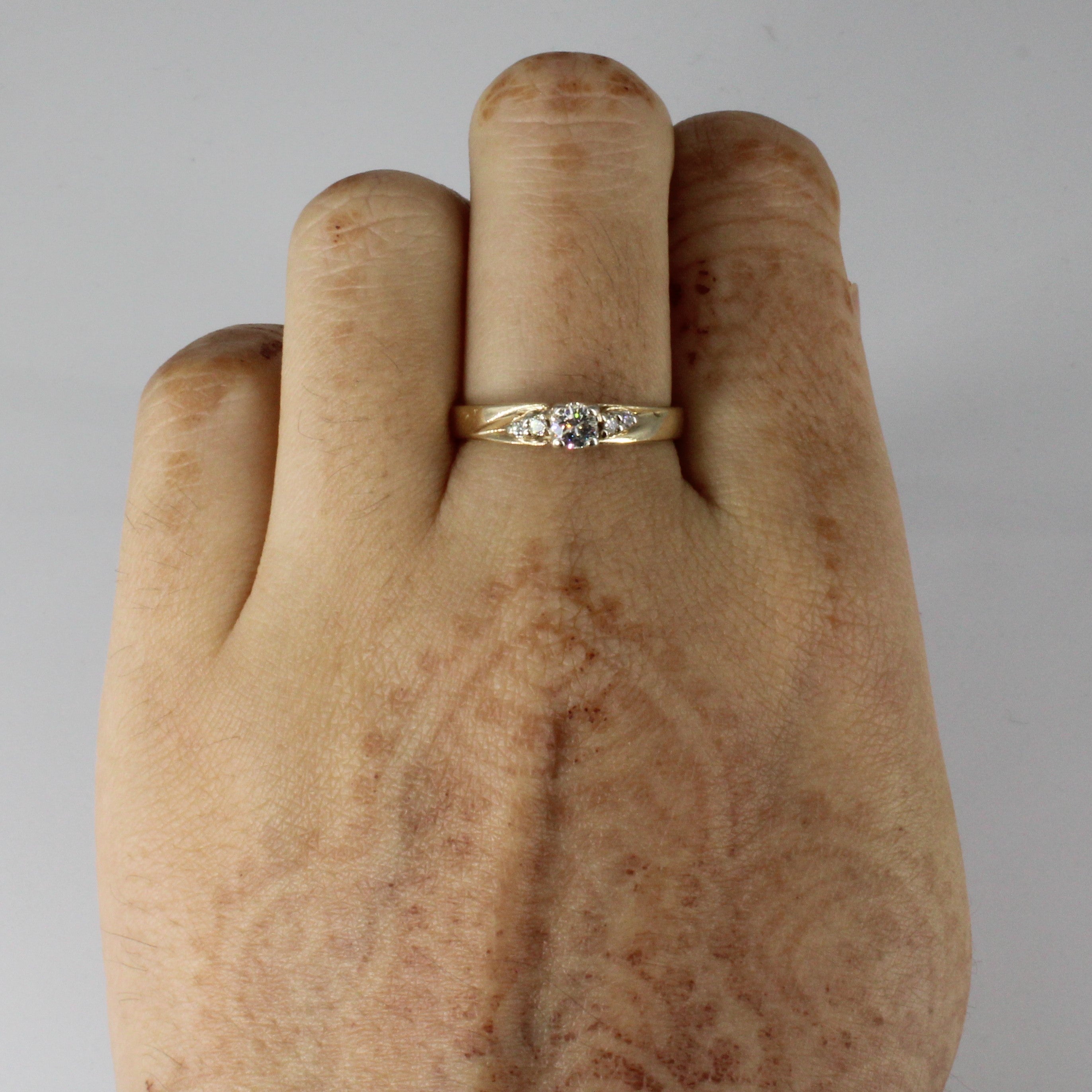 Five Stone Diamond Ring | 0.21ctw | SZ 7.75 |