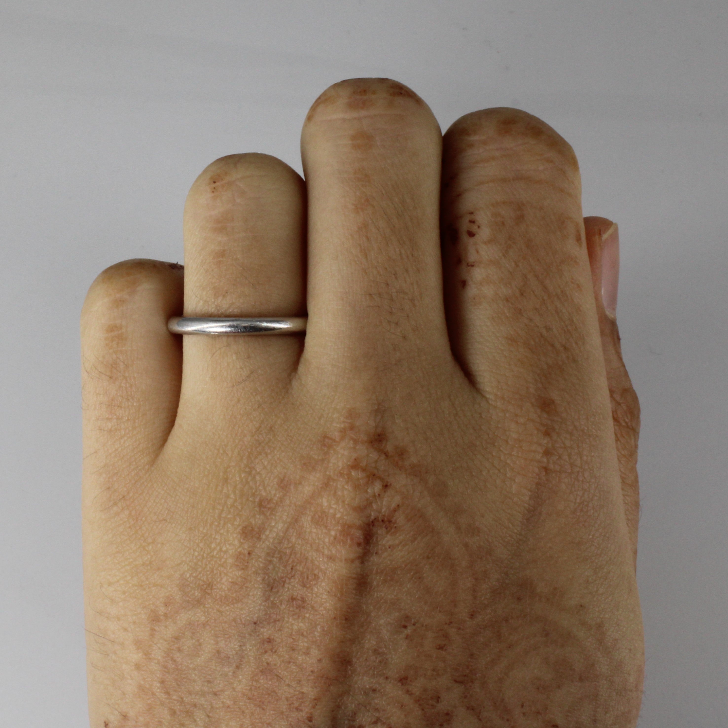 Plain Platinum Wedding Band | SZ 6.5 |