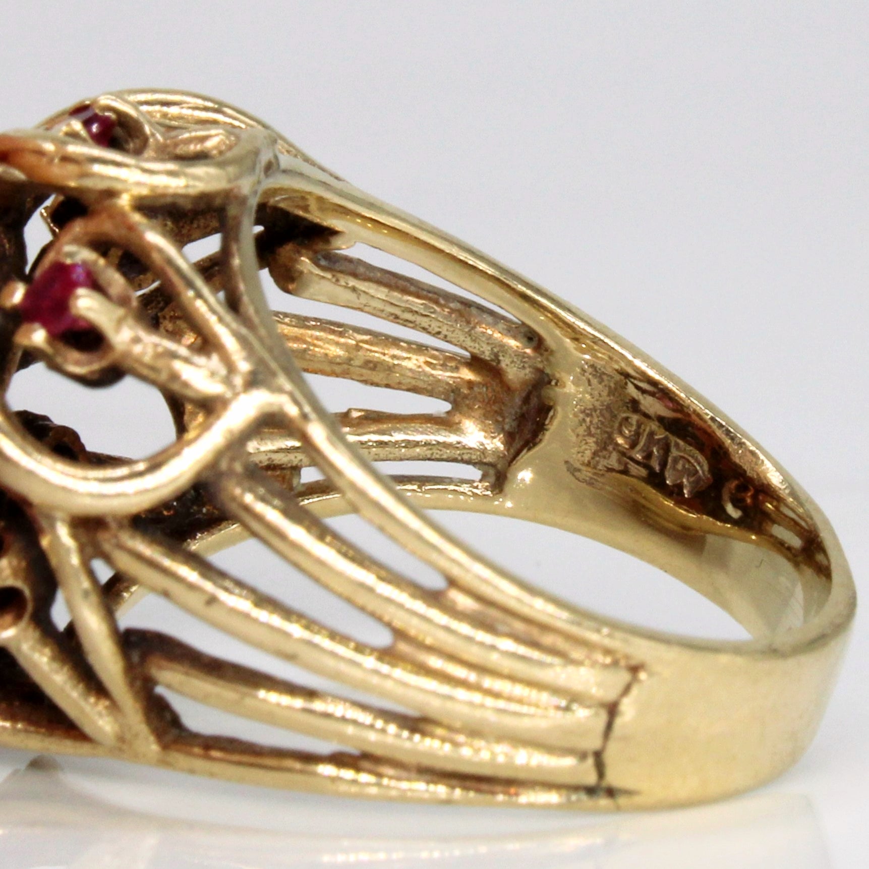 Pearl & Synthetic Ruby Cocktail Ring | 0.18ctw | SZ 5.75 |