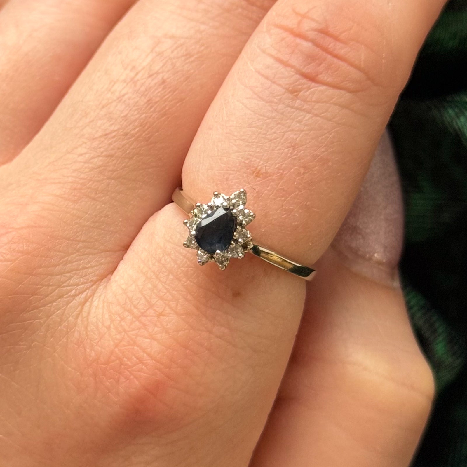 Blue Sapphire & Diamond Ring | 0.45ct, 0.10ctw | SZ 6.75 |