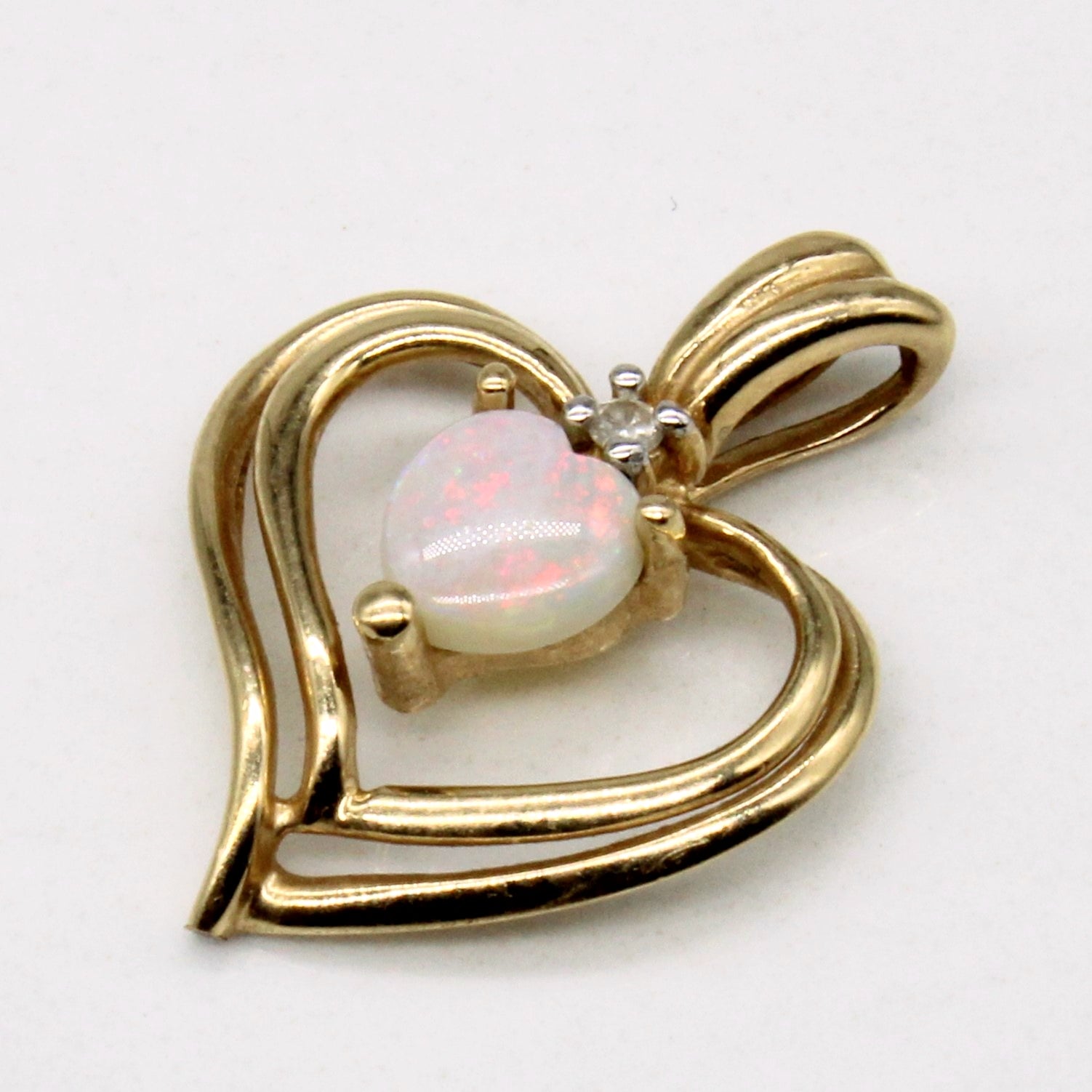 Opal & Diamond Heart Pendant | 0.30ct, 0.01ct |