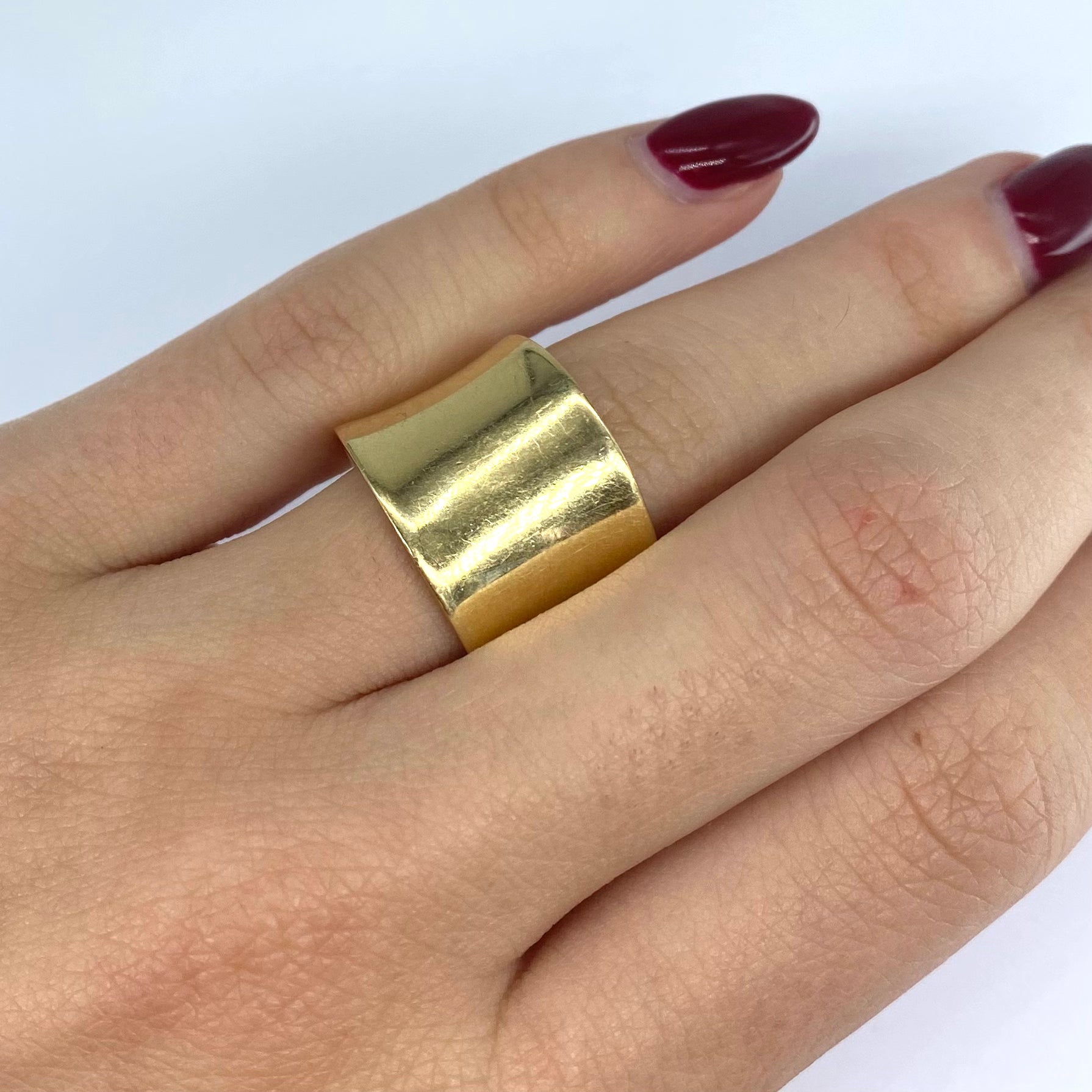 14k Asymmetrical Wide Band | SZ 6.25 |