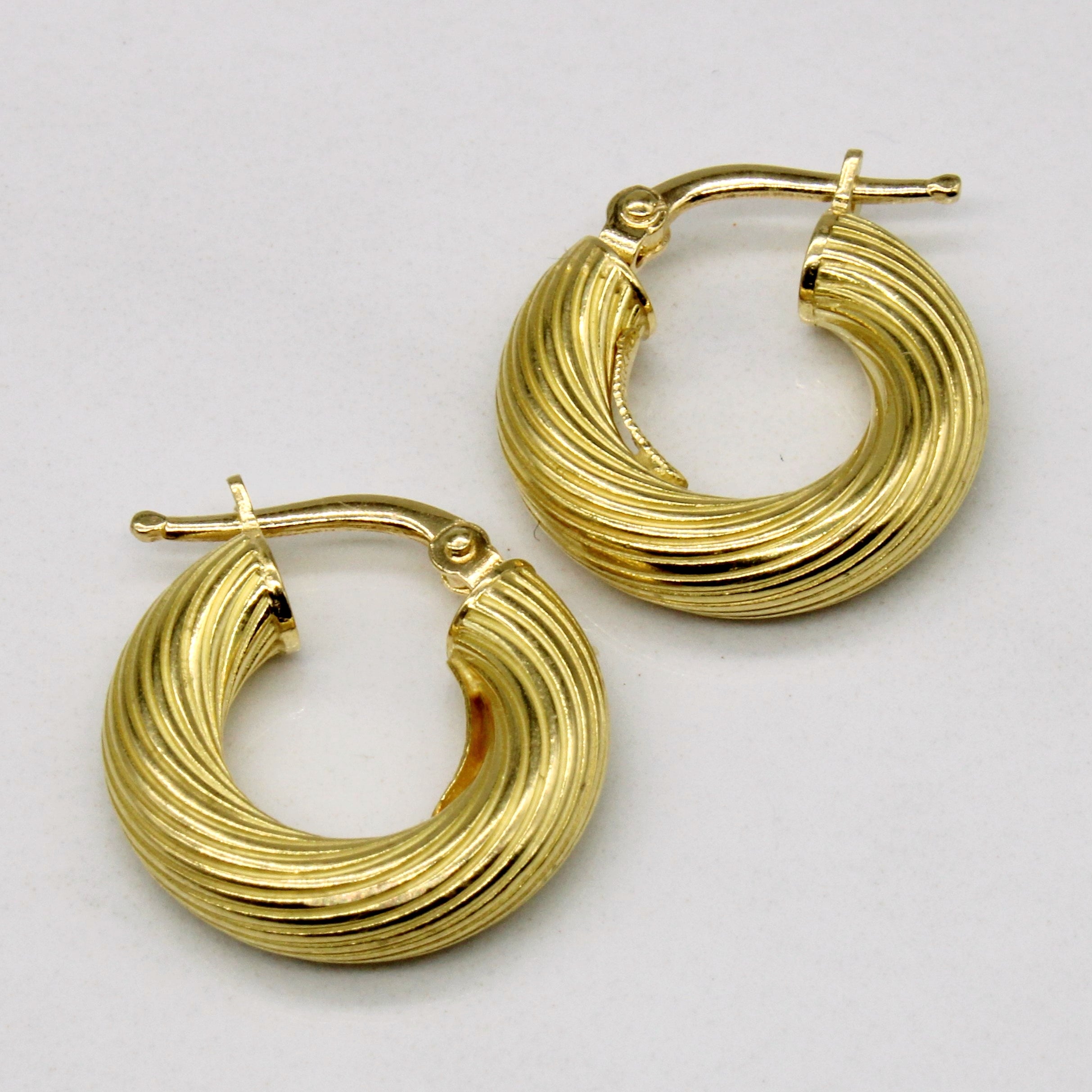 Boucles d'oreilles créoles Birks en or jaune 18 carats, fabriquées en Italie