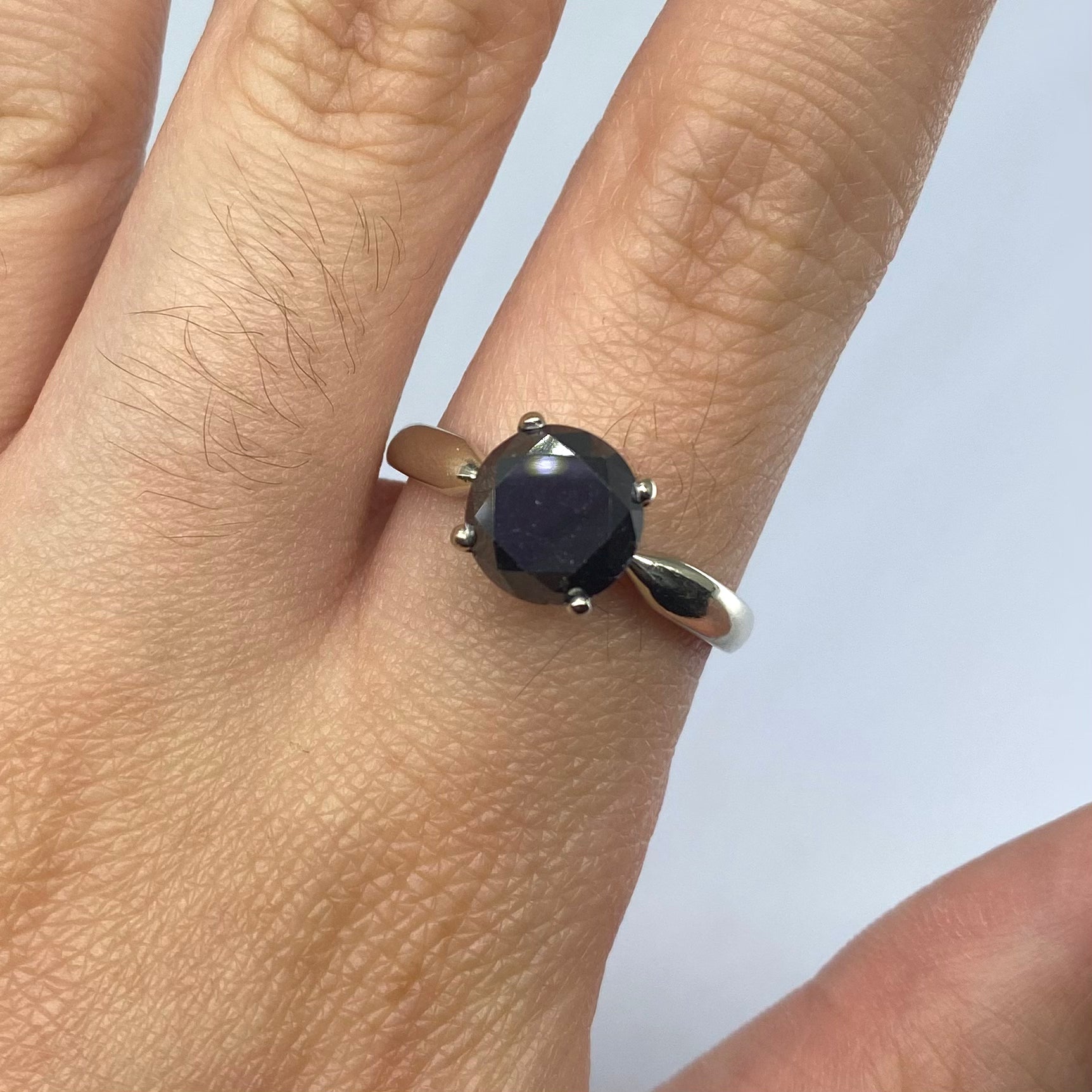 Bague solitaire en diamant noir | 2,27 ct | Taille 9