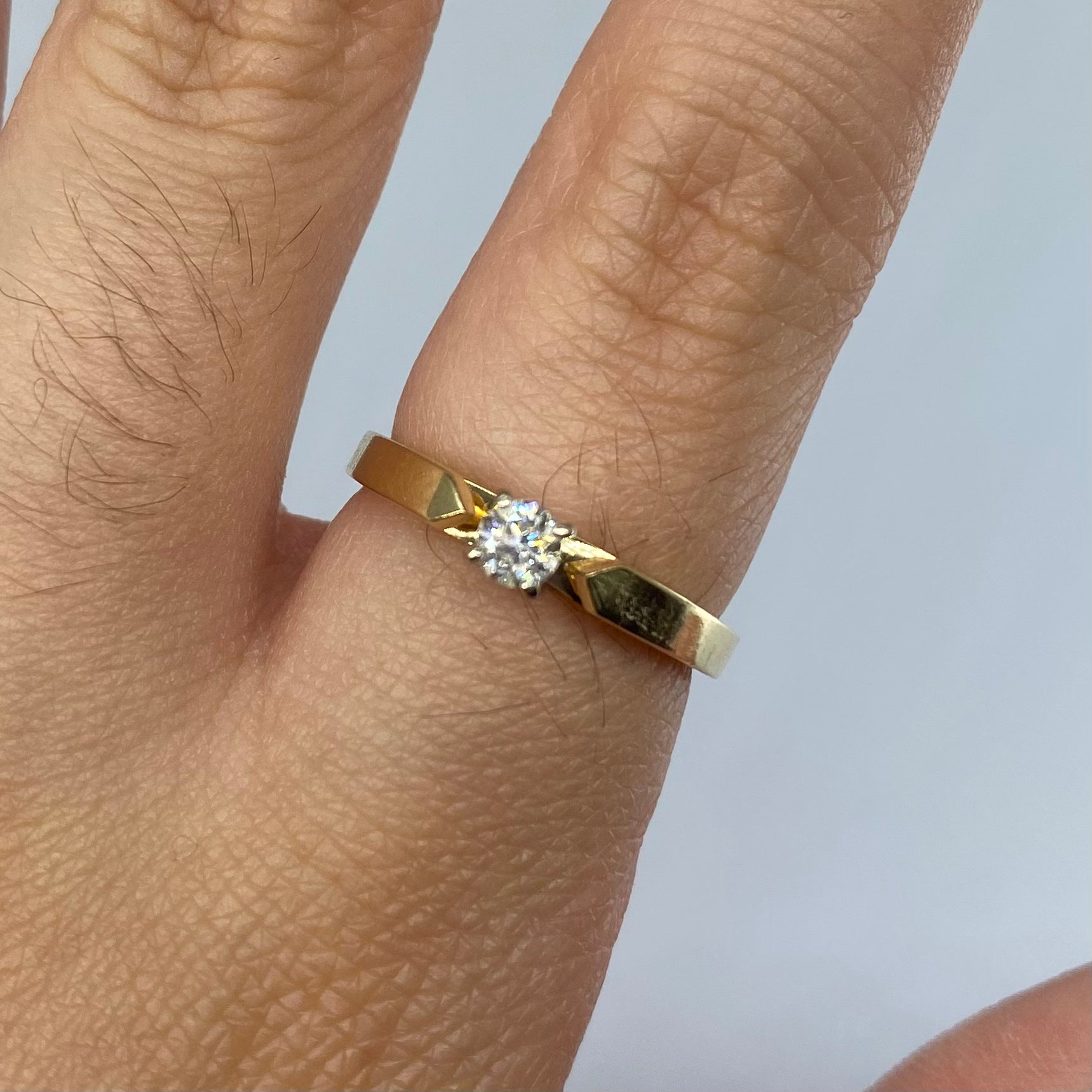 14k Solitaire Diamond Ring | 0.19ct | SZ 6.75 |