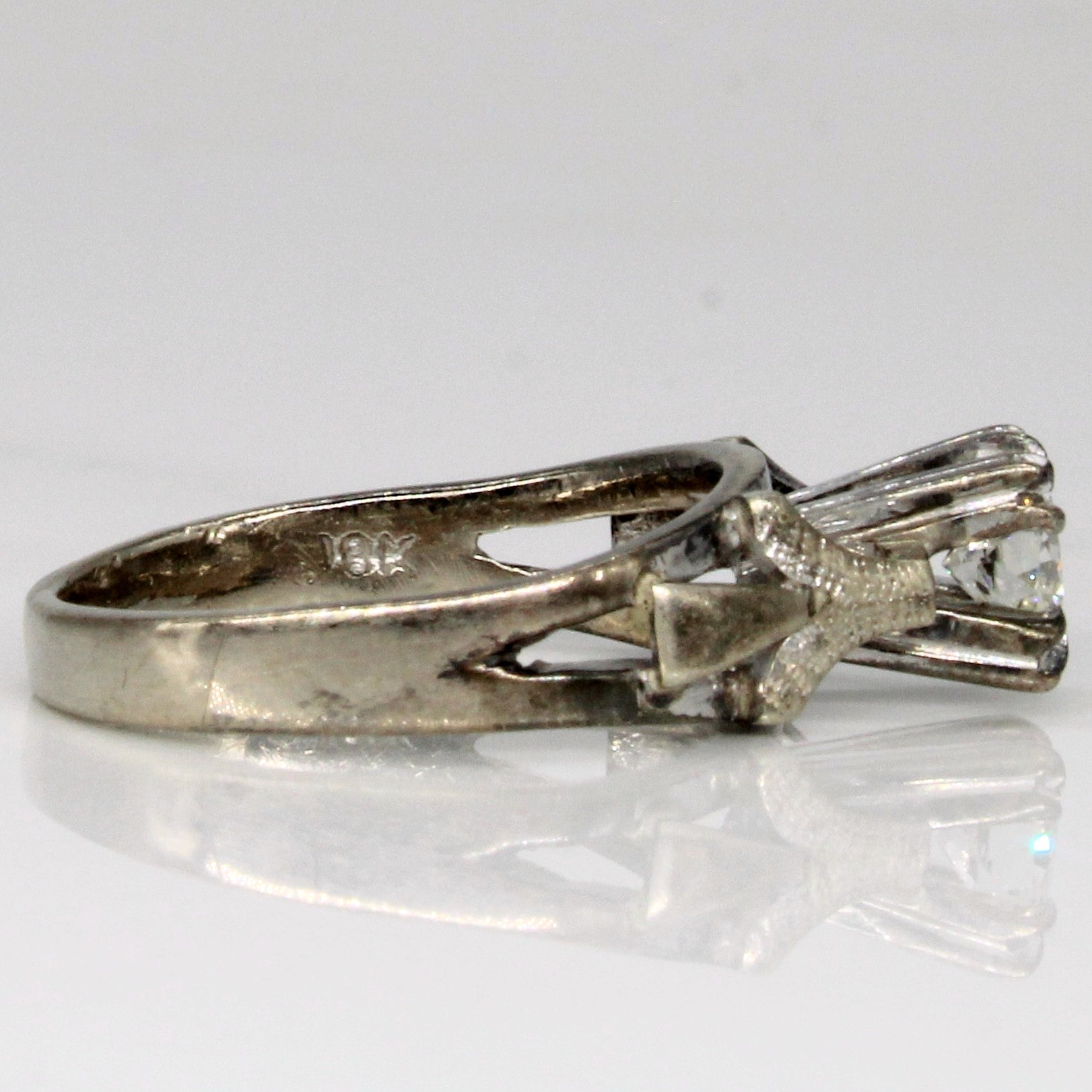 Cathedral Set Diamond Engagement Ring | 0.32ct | SZ 4.75 |