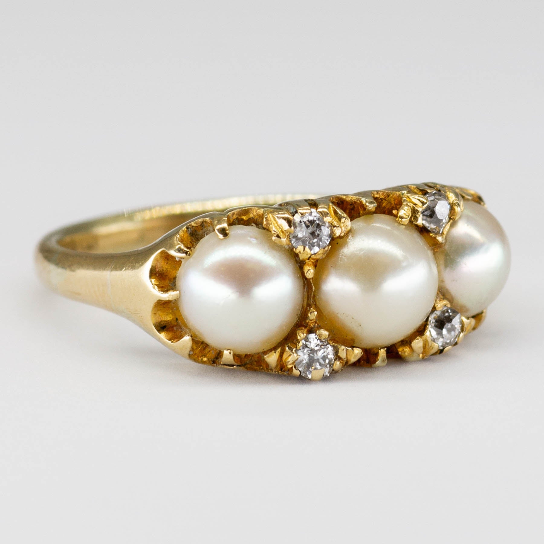 Bague victorienne ancienne en perle demi-Akoya et diamant taille ancienne | Taille 8
