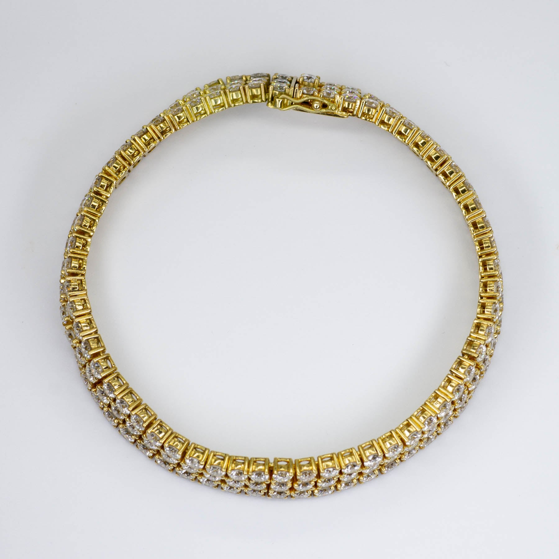 Vintage 18K gold triple-row 15.00ctw Natural Diamond Tennis Bracelet | 15.00 ctw | 7.5" |