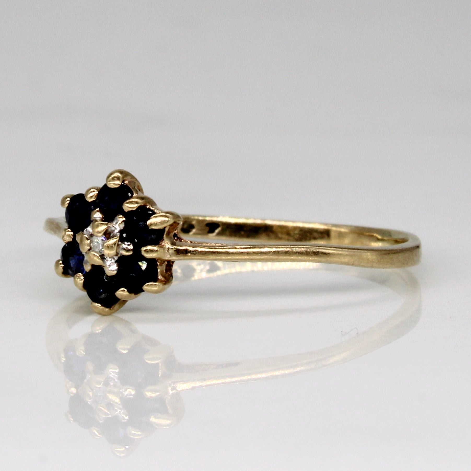 Sapphire & Diamond Ring | 0.12ctw, 0.01ct | SZ 6.25 |