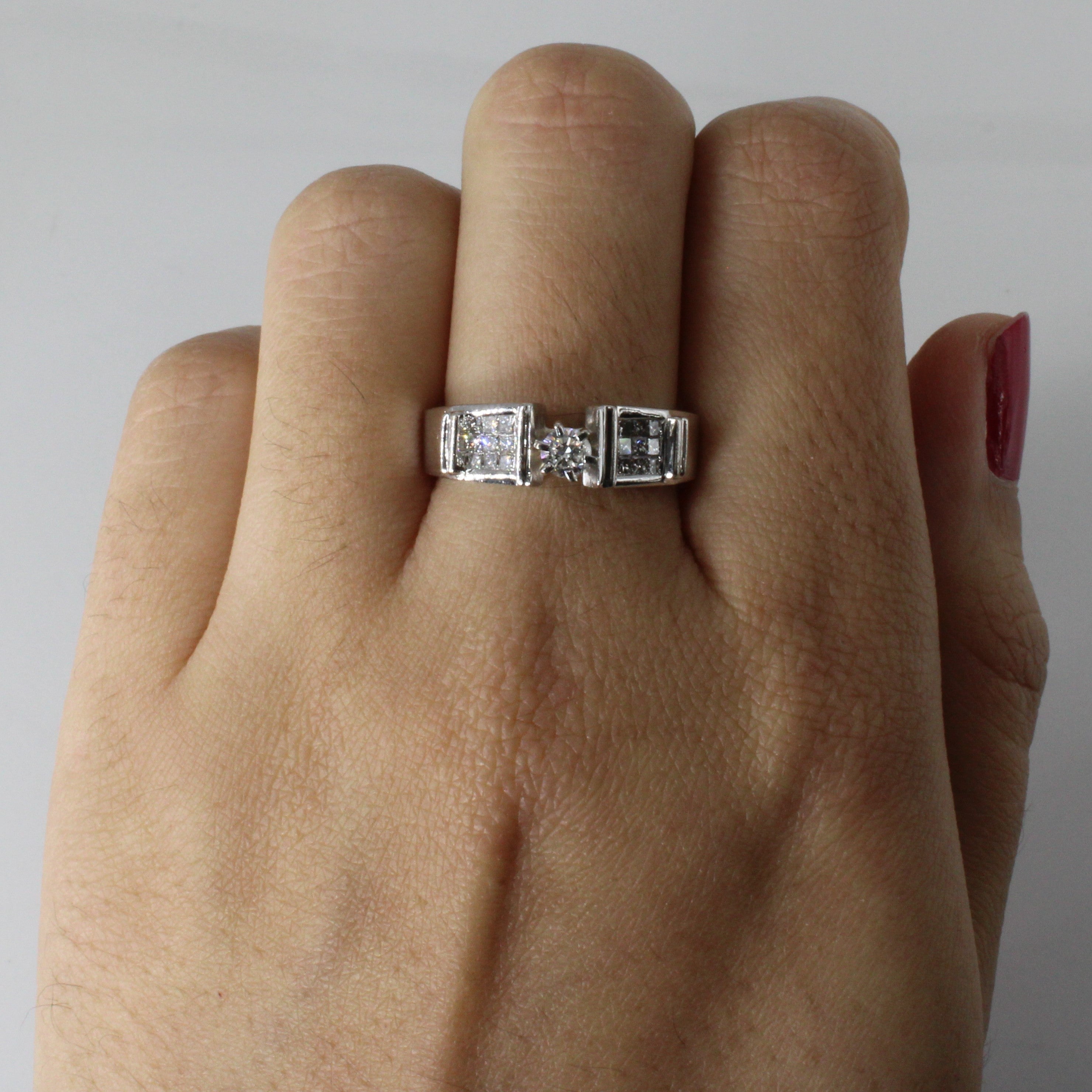 Cluster Diamond White Gold Ring | 0.62ctw | SZ 7 |