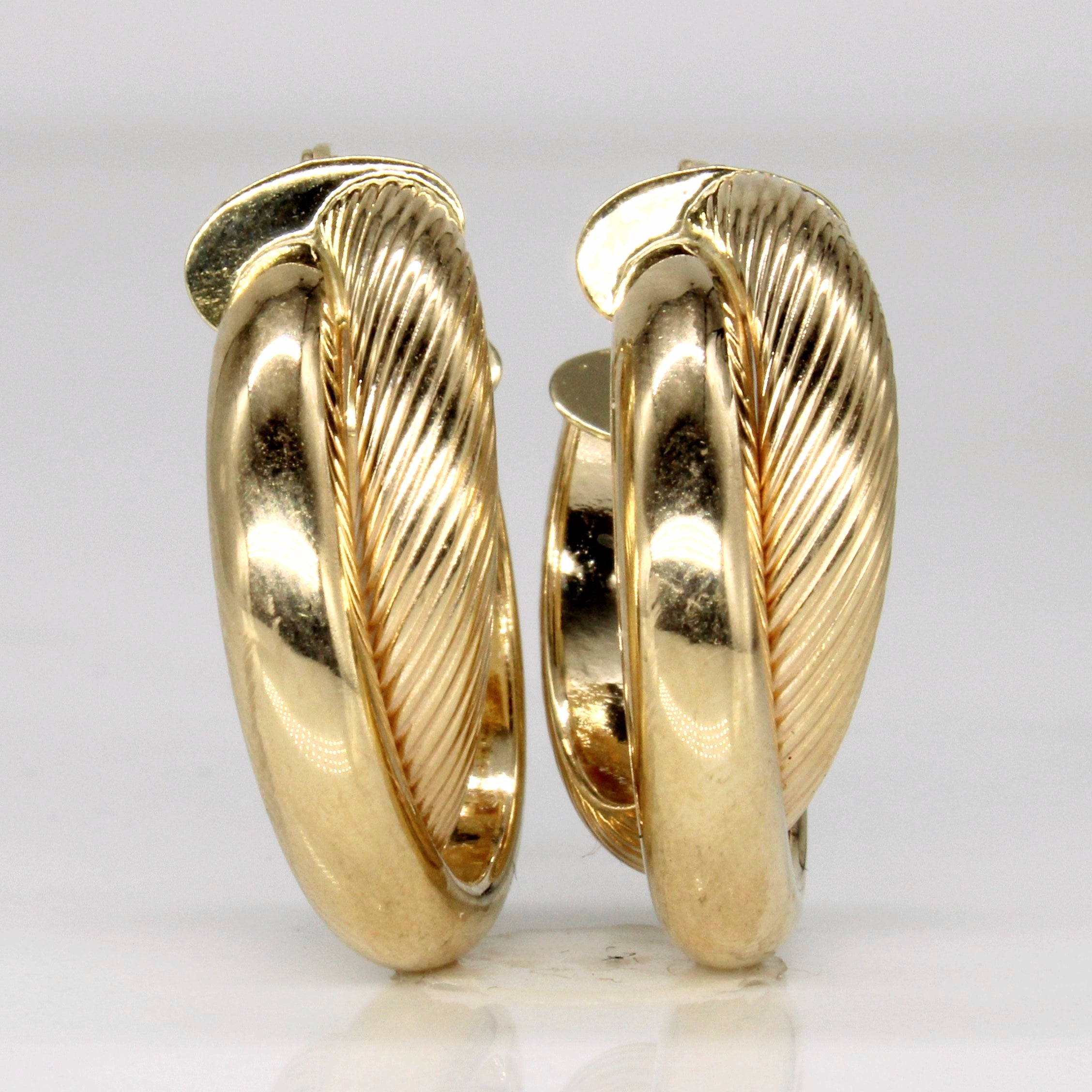 Boucles d'oreilles créoles en or jaune 14 carats